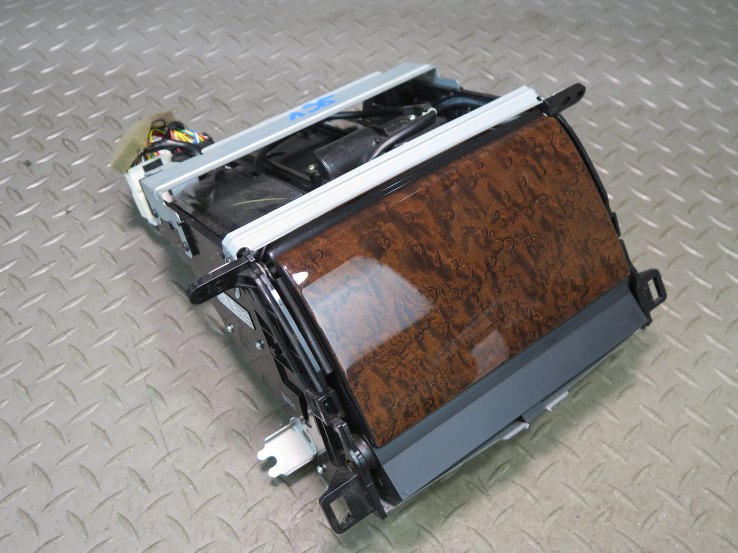 06-10 Lexus SC430 Navigation Information Screen Display w Mount & Wood Trim OEM