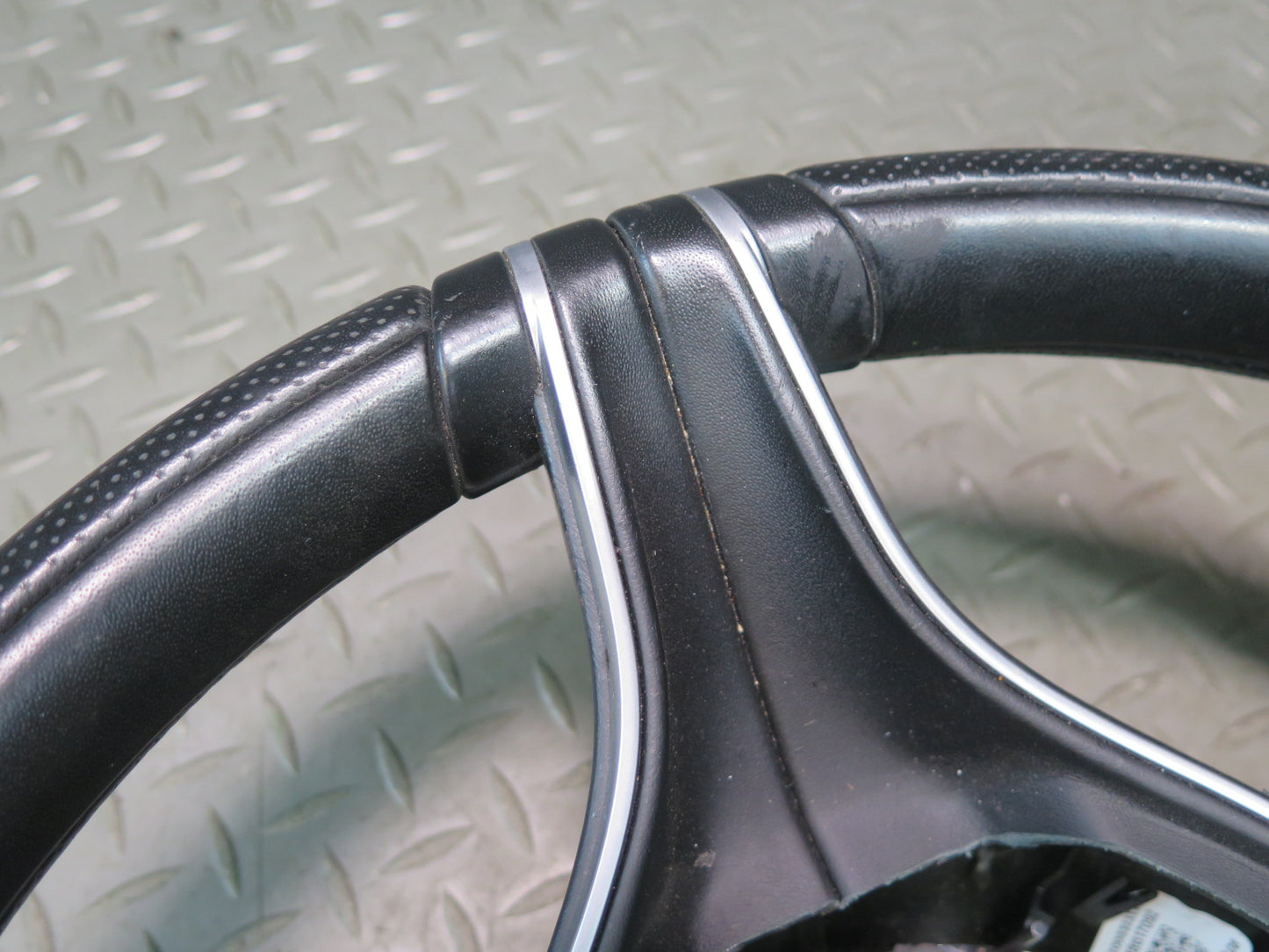 2017-2021 Maserati Quattroporte SQ4 M156 Spoke Leather Steering Black