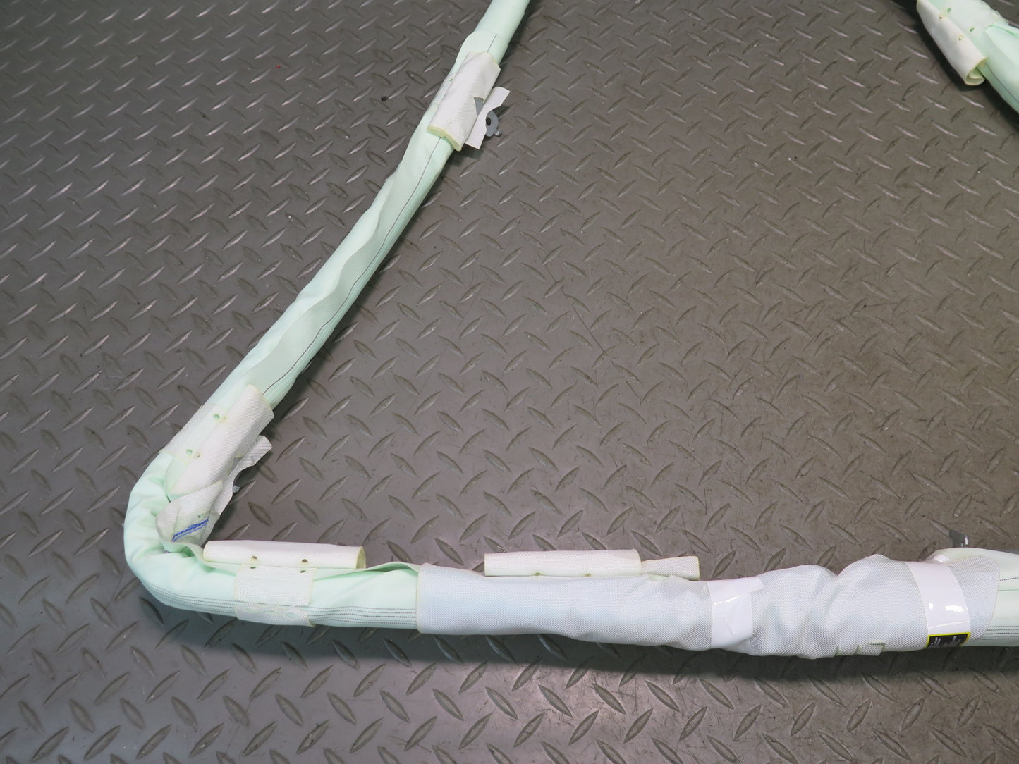 MASERATI QUATTROPORTE SQ4 LEFT SIDE CURTAIN SRS AIRBAG 6700096710 OEM