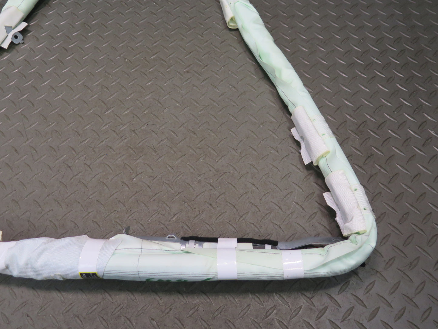 MASERATI QUATTROPORTE SQ4 LEFT SIDE CURTAIN SRS AIRBAG 6700096710 OEM