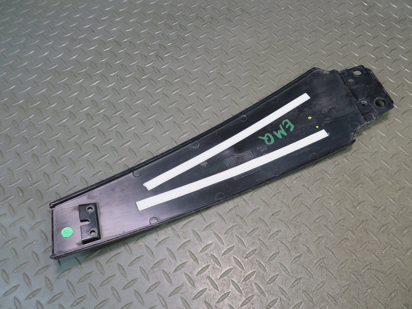 14-21 Maserati Quattroporte M156 Right & Left Side Exterior B Pillar Molding Set