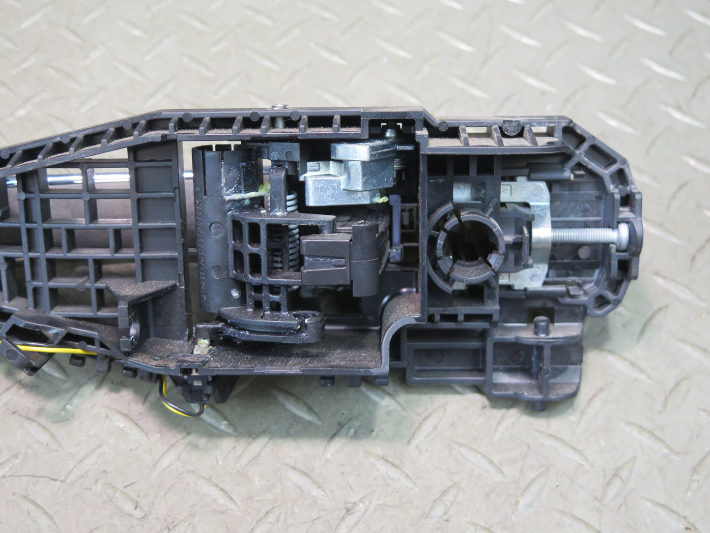 14-21 Maserati Quattroporte M156 Front Right Door Exterior Handle W/ Keyless