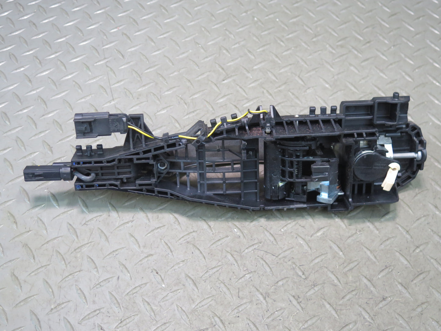 14-21 Maserati Quattroporte M156 Front Left Door Exterior Handle W/ Keyless
