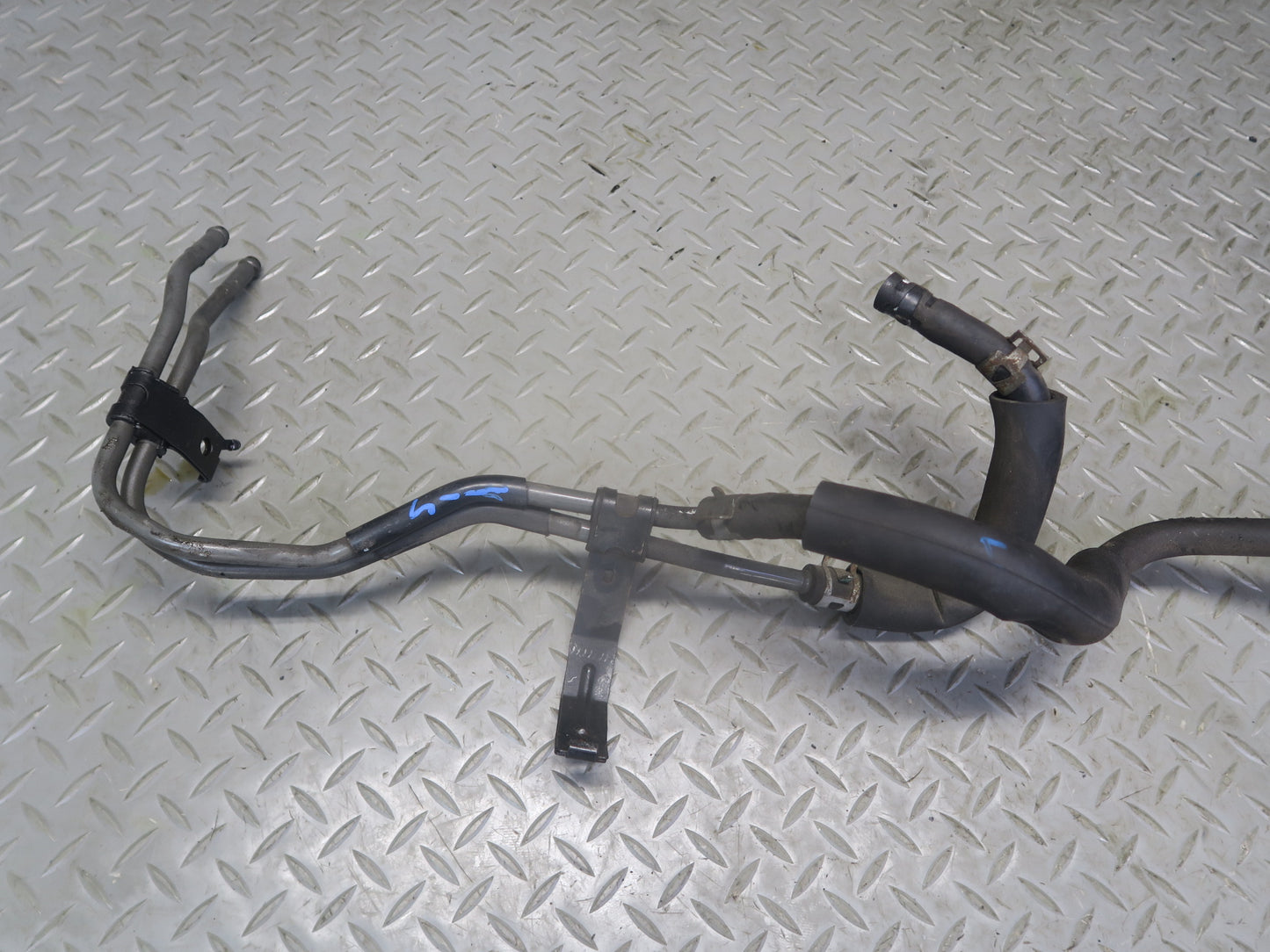 02-05 Lexus JCE10L IS300 Power Steering Oil Pressure Hose Pipe Line Set OEM