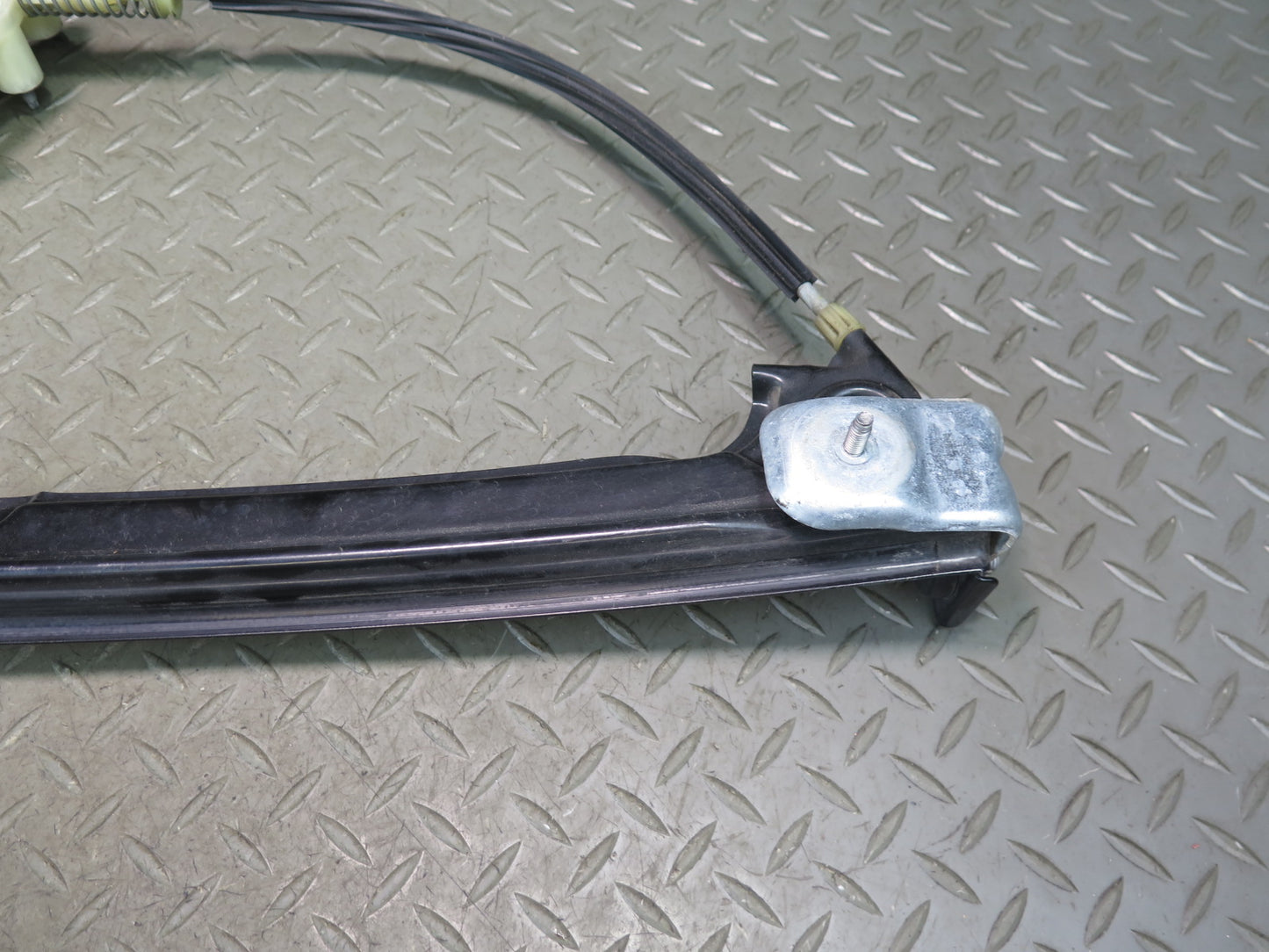 2014-2021 Maserati Quattroporte M156 Front Right Door Window Regulator W/ Motor