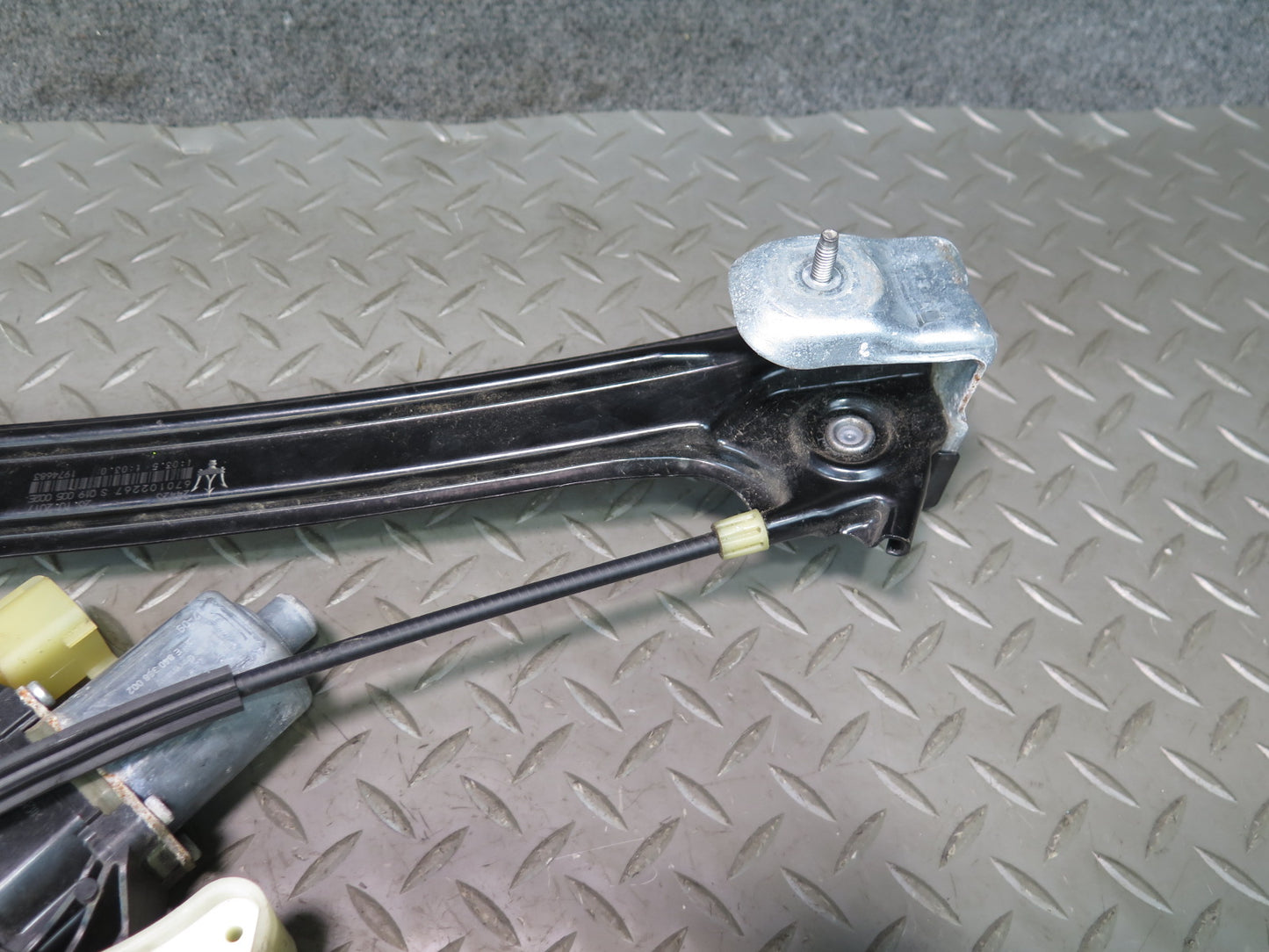 2014-2021 Maserati Quattroporte M156 Front Right Door Window Regulator W/ Motor