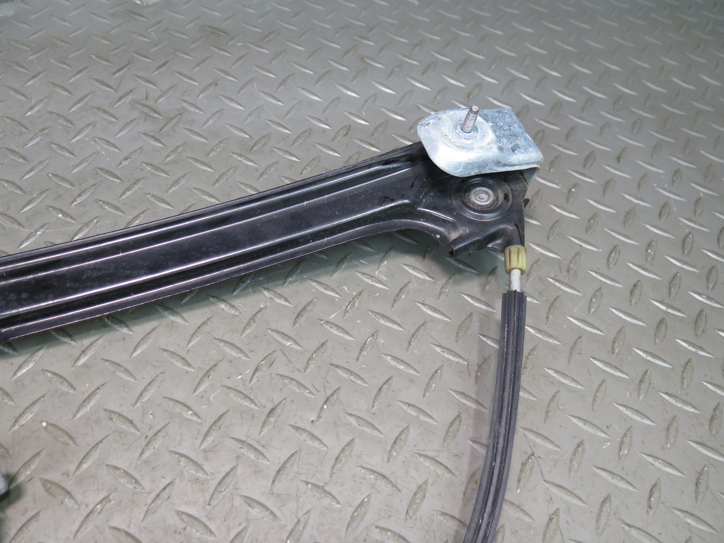 2014-2021 Maserati Quattroporte M156 Front Left Door Window Regulator W/ Motor