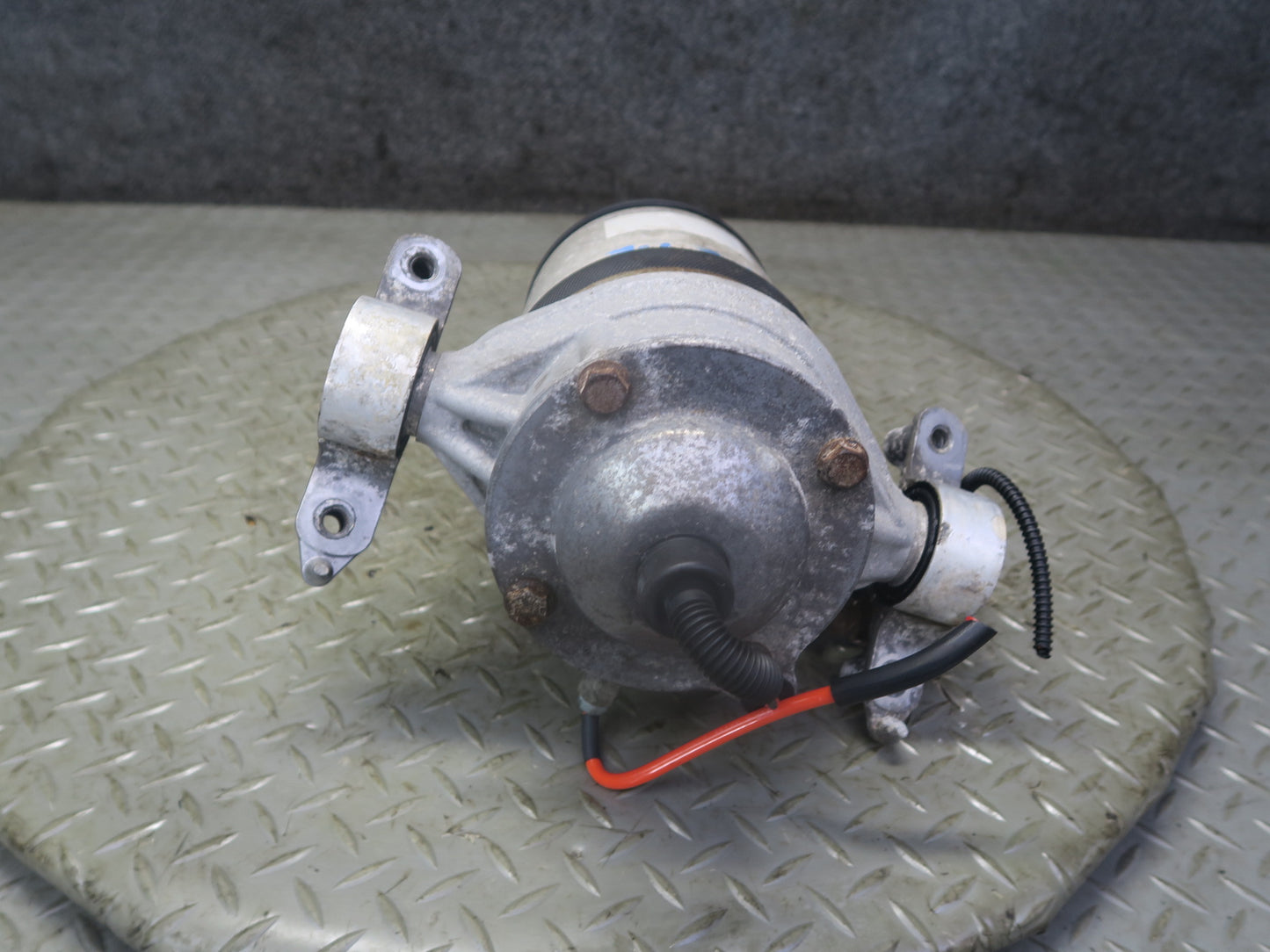 2013-2018 Porsche Cayenne 958 GTS Rear Left Air Shock Strut Absorber 7P5616503AE
