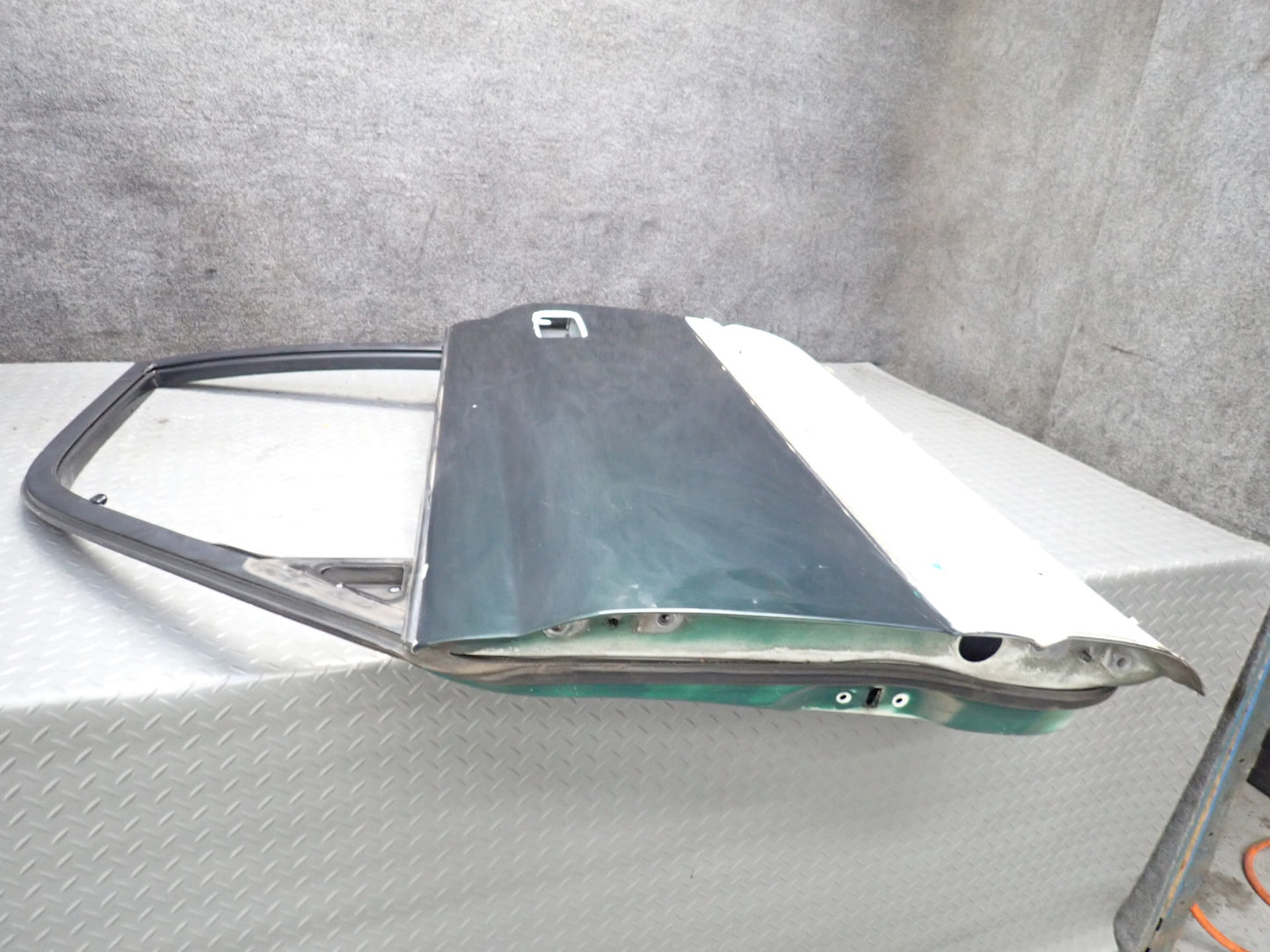 1996-1997 Lexus FZJ80L LX450 Front Left Driver Door Shell Panel Green
