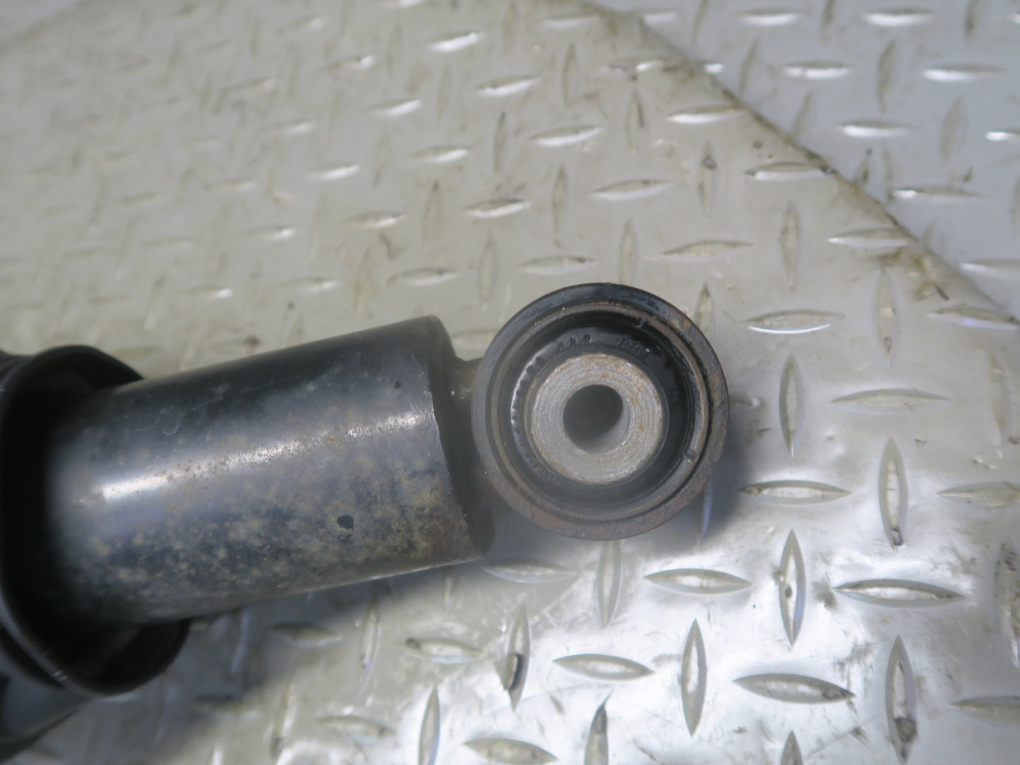 2013-2018 Porsche Cayenne 958 GTS Rear Left Air Shock Strut Absorber 7P5616503AE