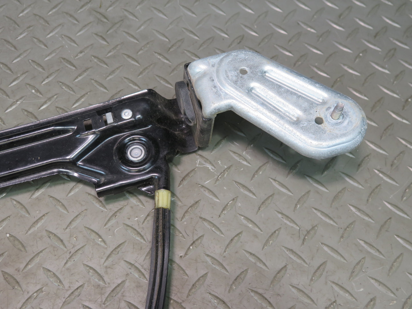 2014-2021 Maserati Quattroporte M156 Rear Left Door Window Regulator W/ Motor