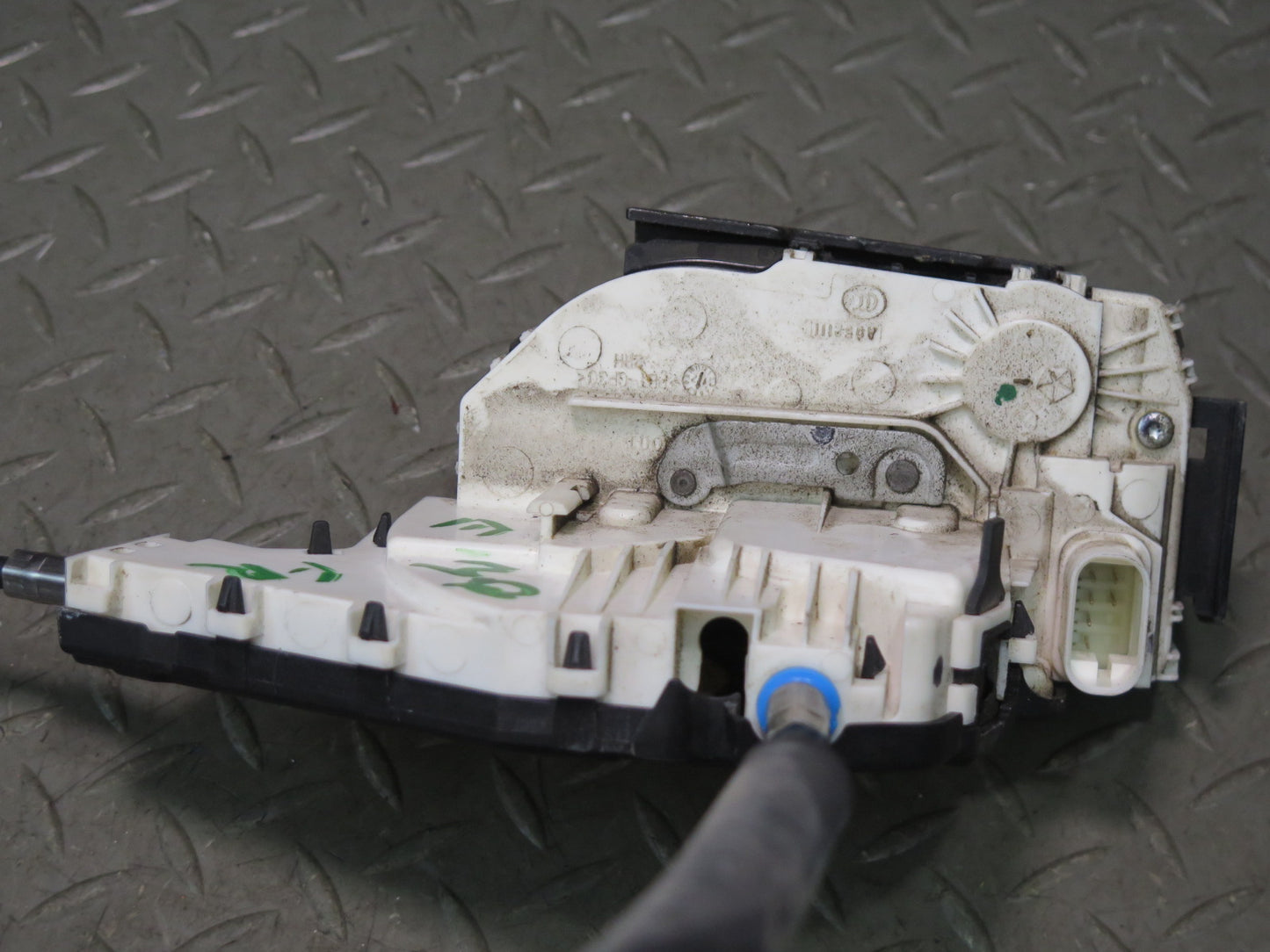 2014-2021 Maserati Quattroporte M156 Front Right Side Door Lock Latch Actuator