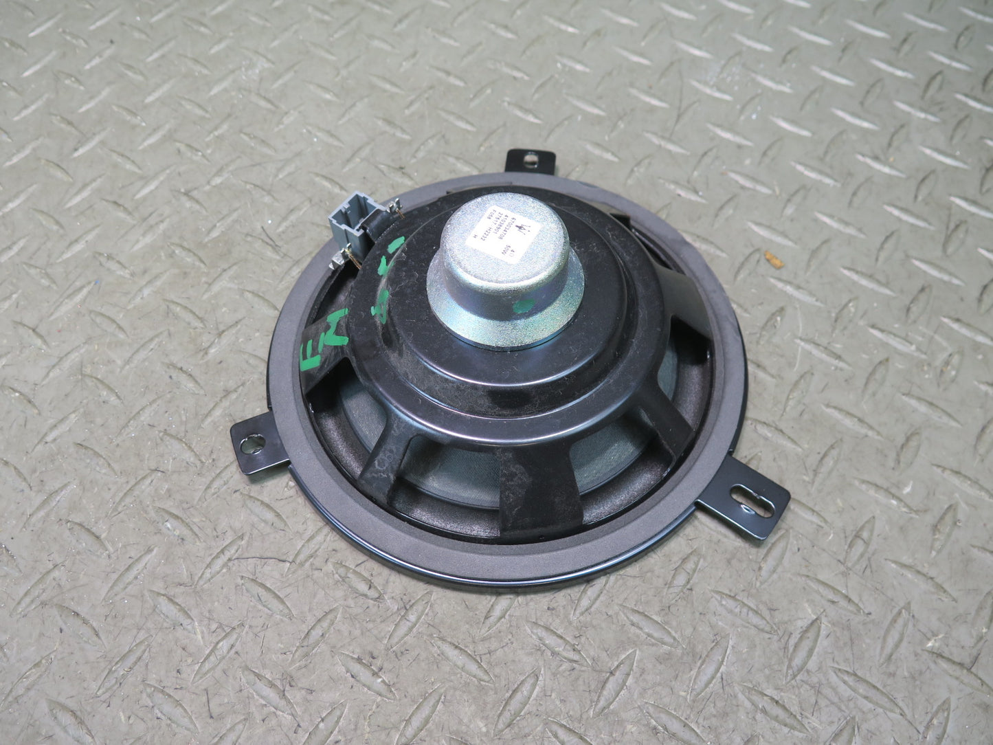 2014-2021 Maserati Quattroporte M156 Front Left & Right Door Speaker Set of 2