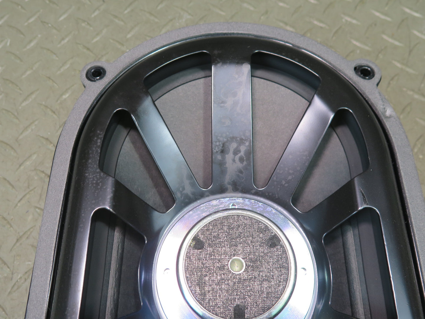 2014-2021 Maserati Quattroporte M156 Rear Subwoofer Audio Speaker 670005163