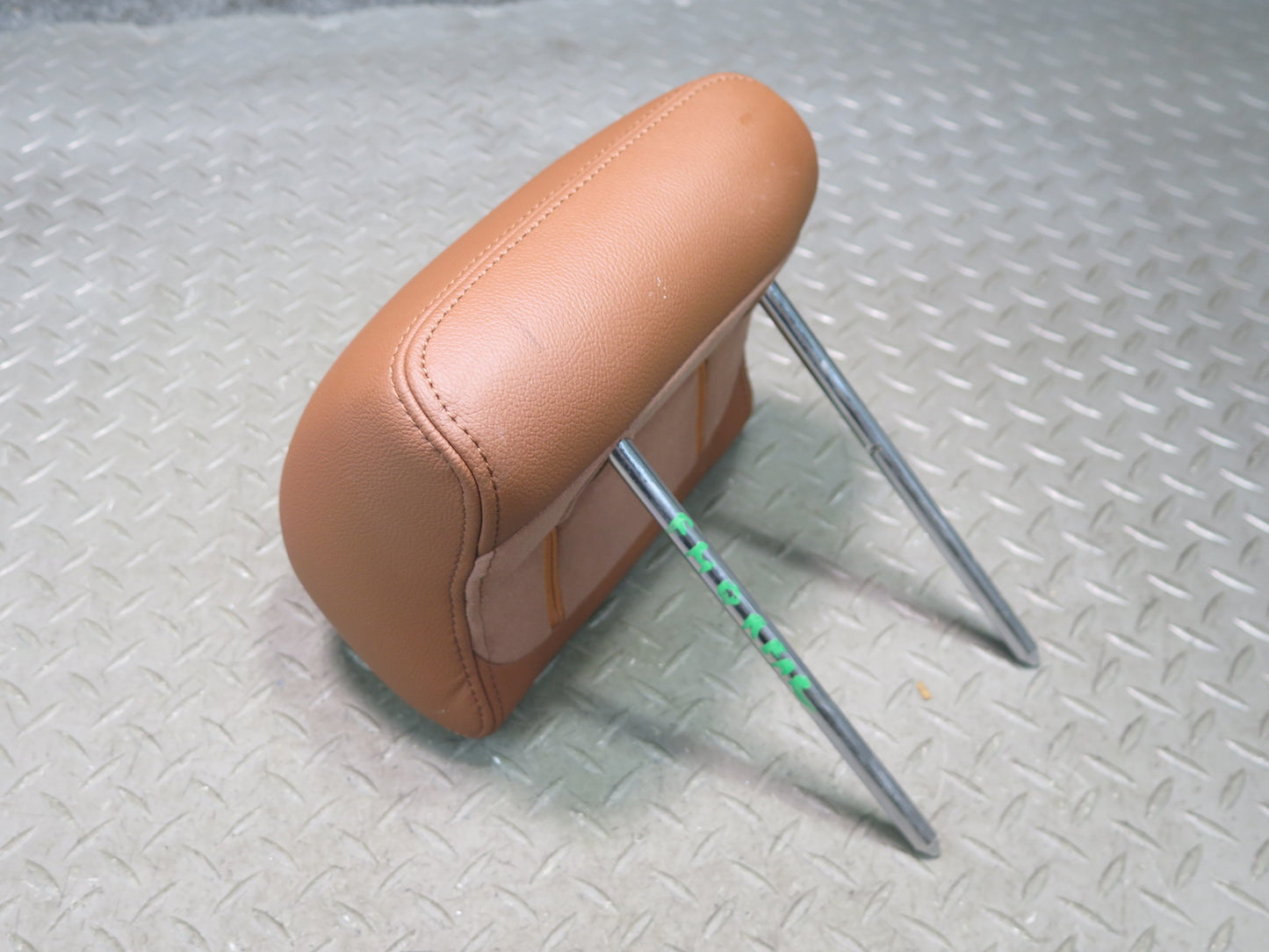 2014-2021 Maserati Quattroporte M156 Rear Seat Center Headrest