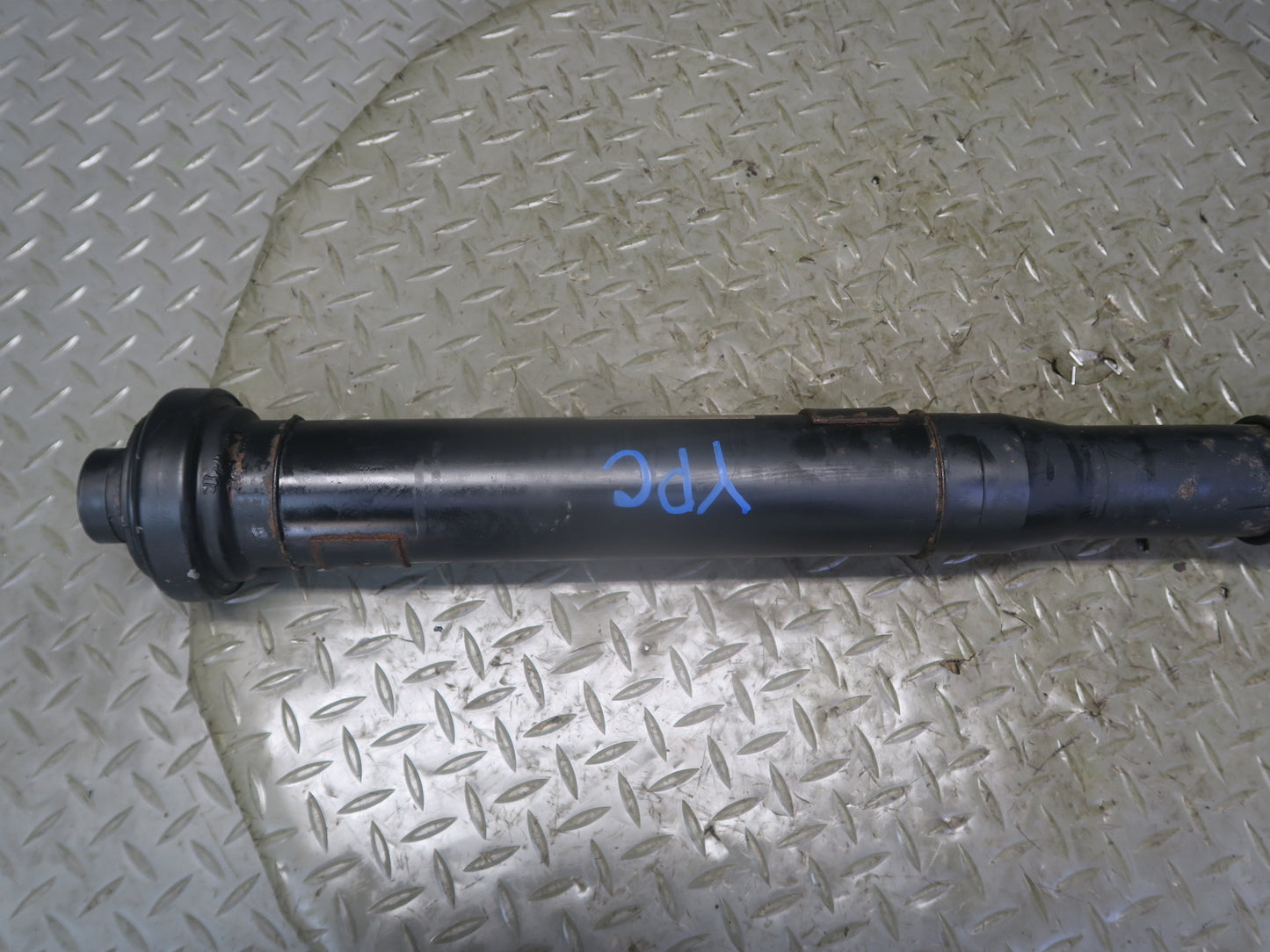 2011-2018 Porsche Cayenne 958 4.8L Front Driveshaft Drive Shaft 7P0521101M