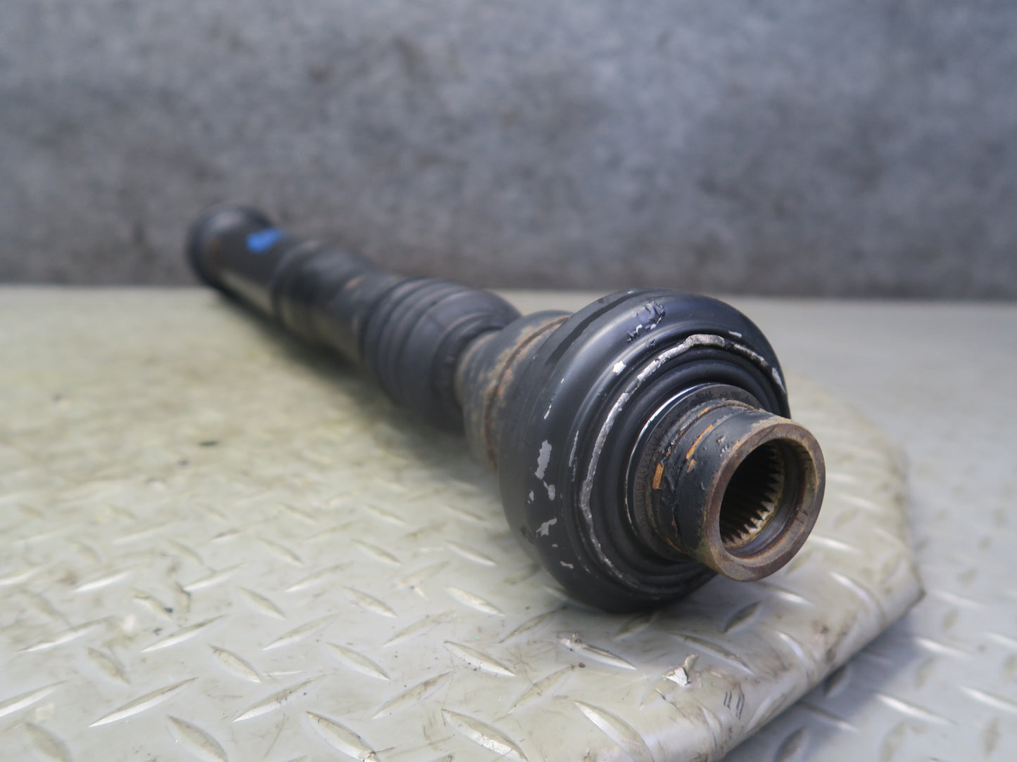 2011-2018 Porsche Cayenne 958 4.8L Front Driveshaft Drive Shaft 7P0521101M