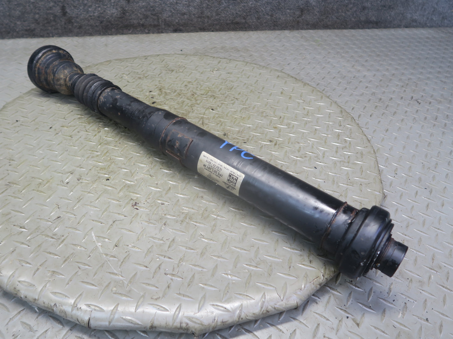 2011-2018 Porsche Cayenne 958 4.8L Front Driveshaft Drive Shaft 7P0521101M