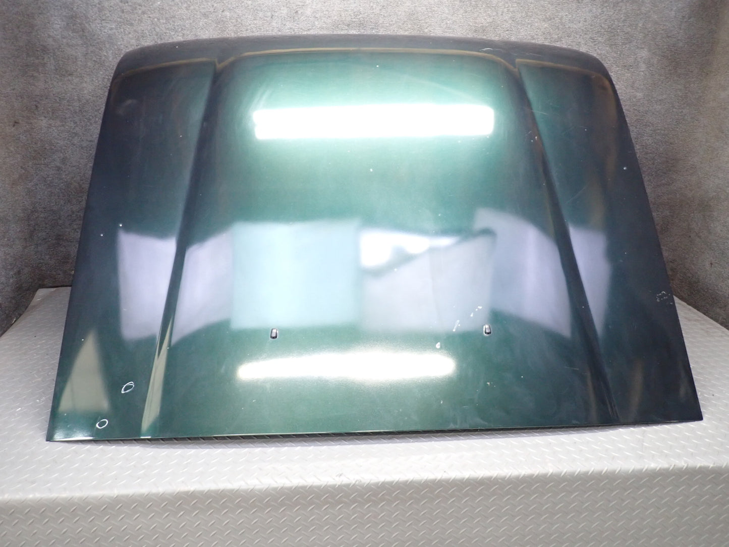 1996-1997 Lexus FZJ80L LX450 Front Hood Bonnet Shell Panel Green