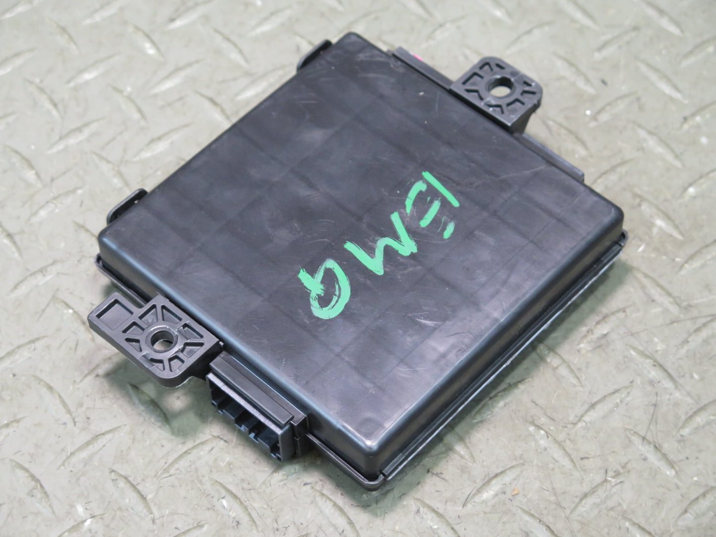 2017-2021 Maserati Quattroporte M156 Keyless Entry Antenna Control Module