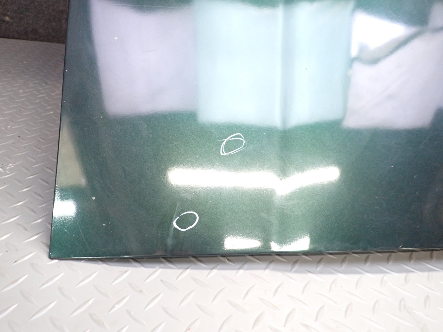 1996-1997 Lexus FZJ80L LX450 Front Hood Bonnet Shell Panel Green
