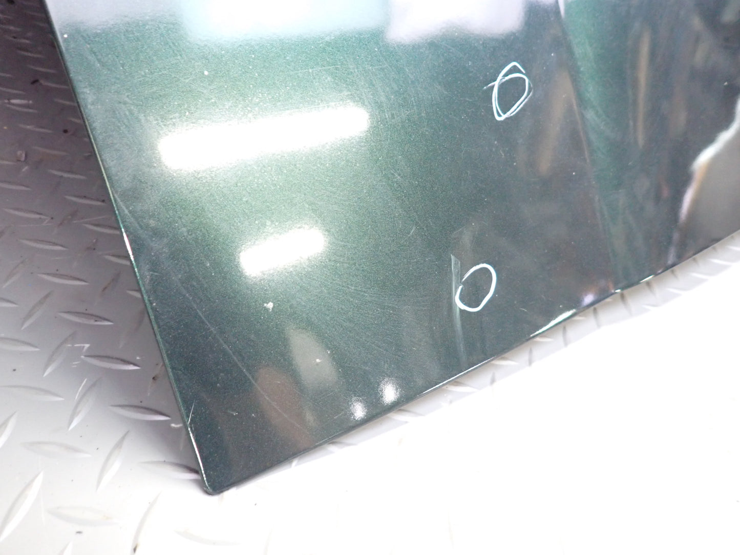 1996-1997 Lexus FZJ80L LX450 Front Hood Bonnet Shell Panel Green