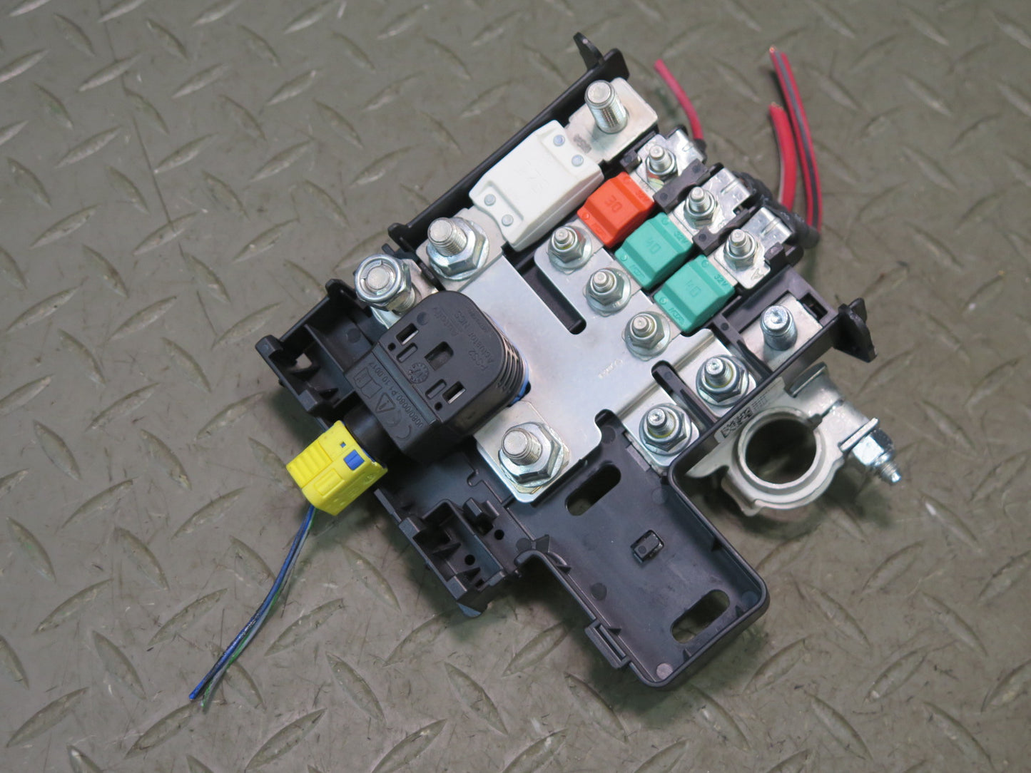 2014-2021 Maserati Quattroporte M156 Battery Terminal Junction Box Module
