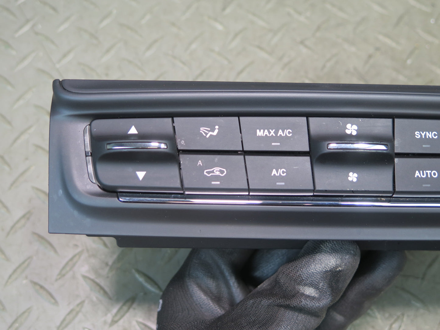 2017-2021 Maserati Quattroporte M156 Dash Hvac A/C Heater Climate Control Switch