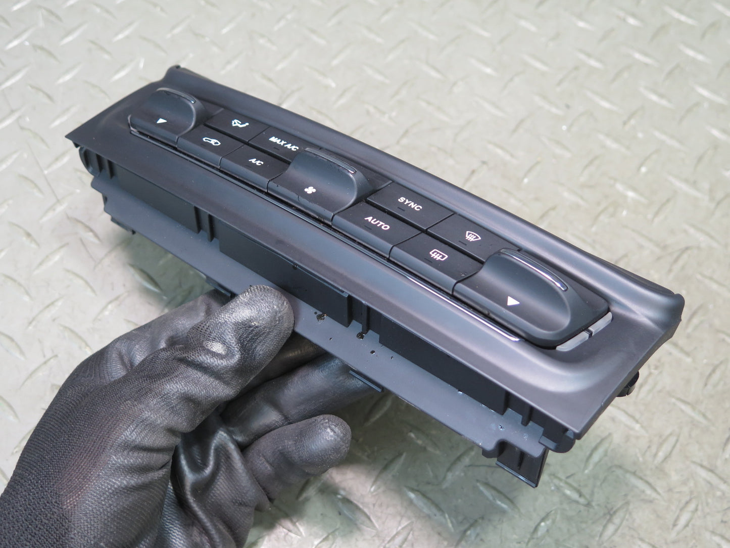 2017-2021 Maserati Quattroporte M156 Dash Hvac A/C Heater Climate Control Switch