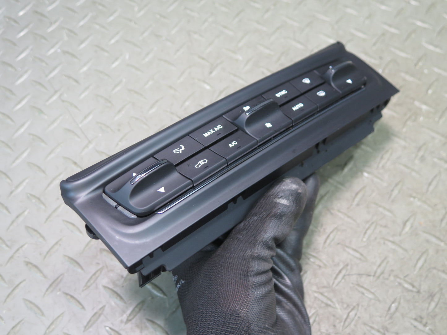 2017-2021 Maserati Quattroporte M156 Dash Hvac A/C Heater Climate Control Switch