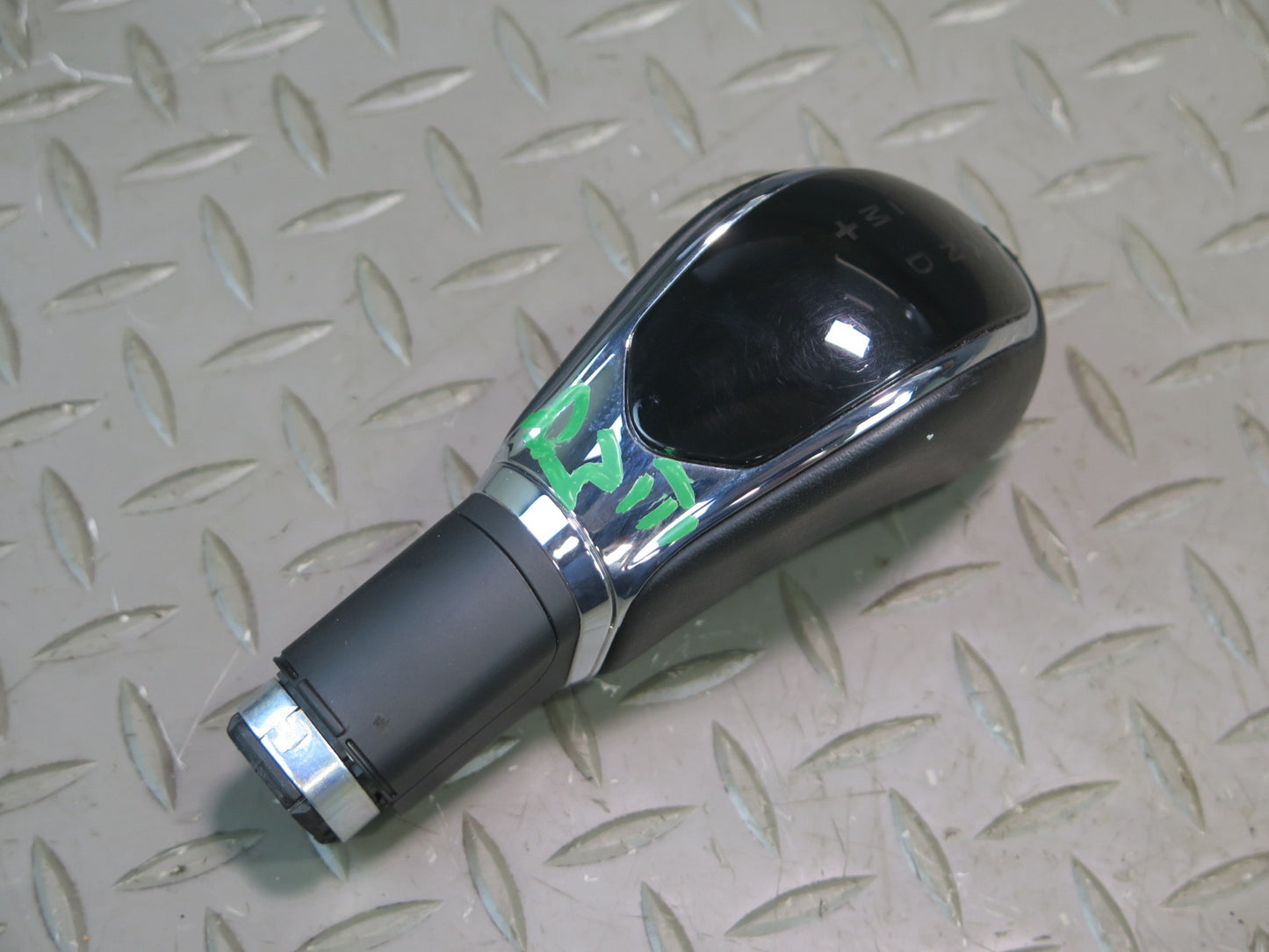 2014-2021 Maserati Quattroporte M156 Auto Transmission Floor Gear Shifter Knob