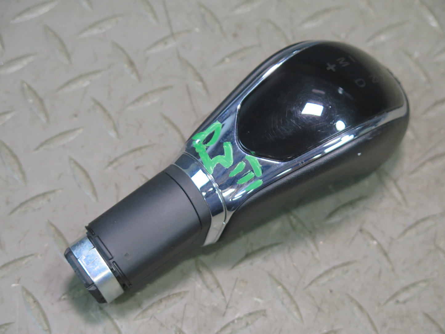 2014-2021 Maserati Quattroporte M156 Auto Transmission Floor Gear Shifter Knob