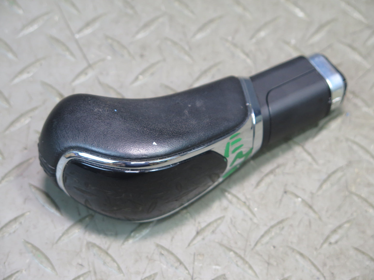 2014-2021 Maserati Quattroporte M156 Auto Transmission Floor Gear Shifter Knob