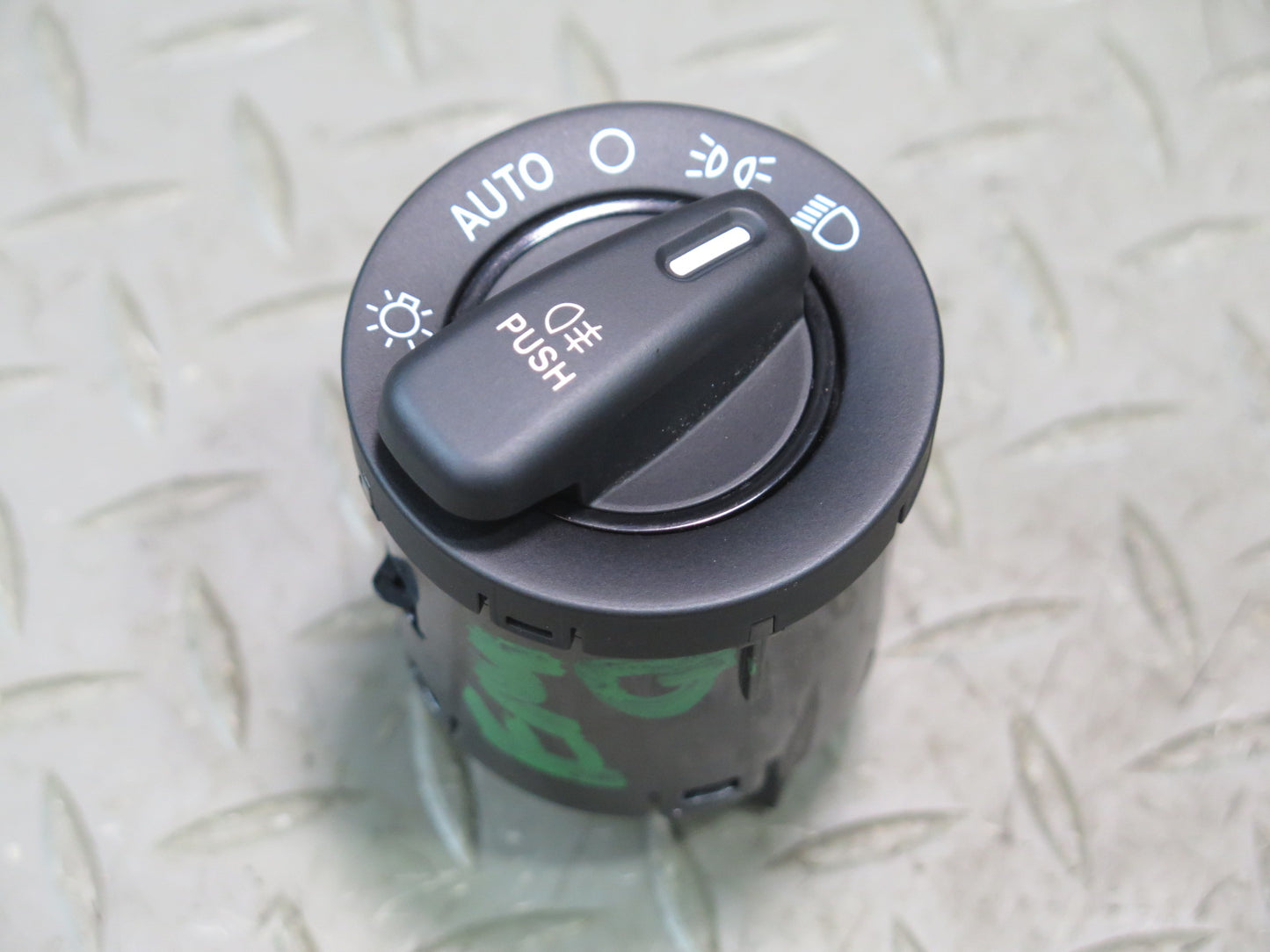 2014-2021 Maserati Quattroporte M156 Dashboard Headlight Lamp Control Switch