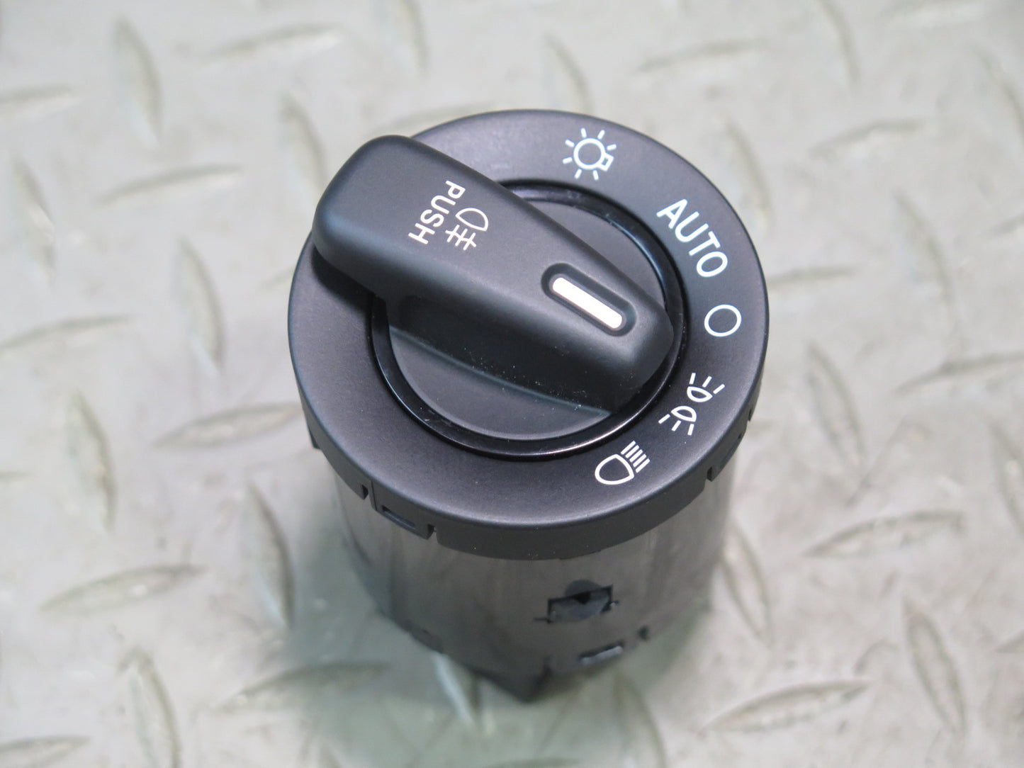 2014-2021 Maserati Quattroporte M156 Dashboard Headlight Lamp Control Switch