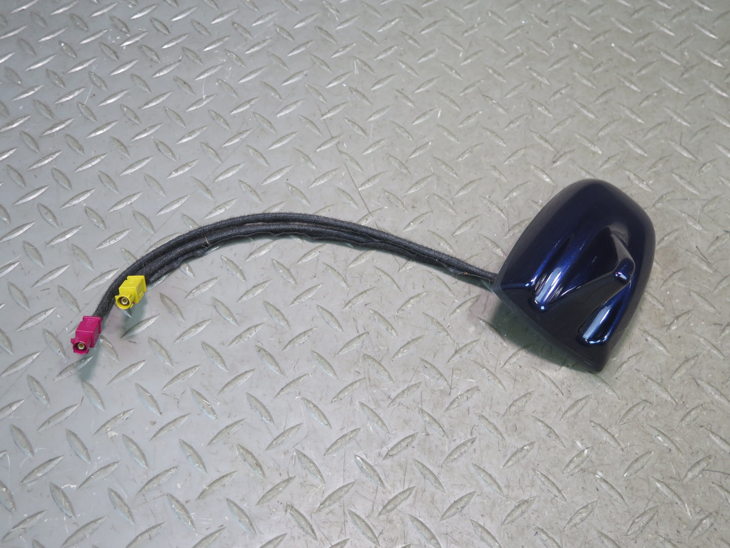 2017-2021 Maserati Quattroporte M156 Upper Roof Shark FIN Radio Antenna Blue