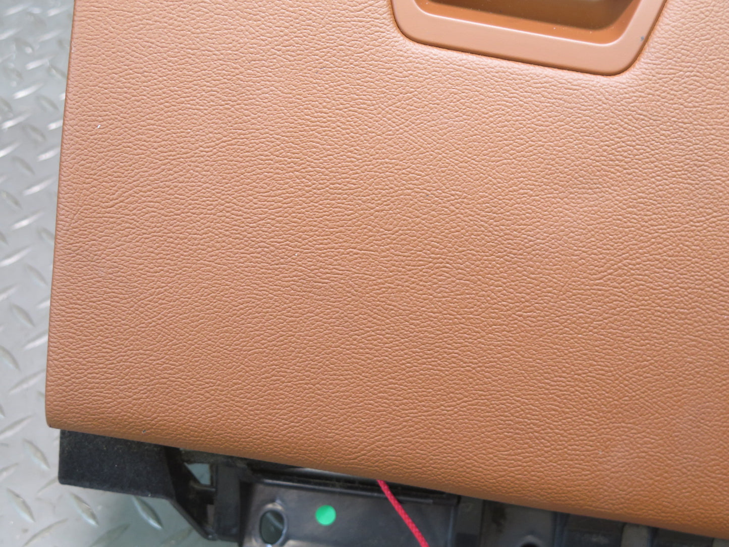 2014-2021 Maserati Quattroporte M156 Dashboard Glove Box Compartment Assembly