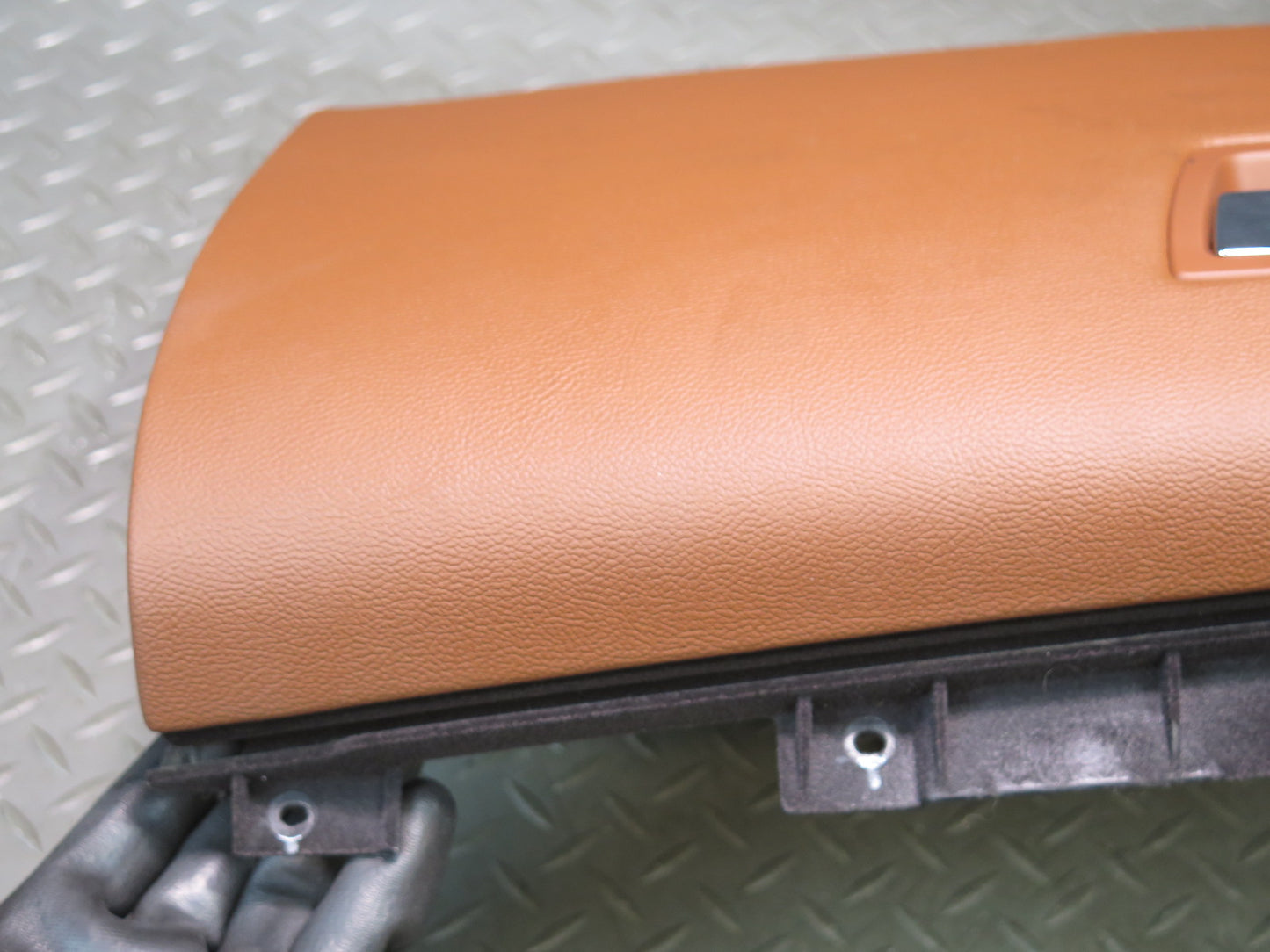 2014-2021 Maserati Quattroporte M156 Dashboard Glove Box Compartment Assembly