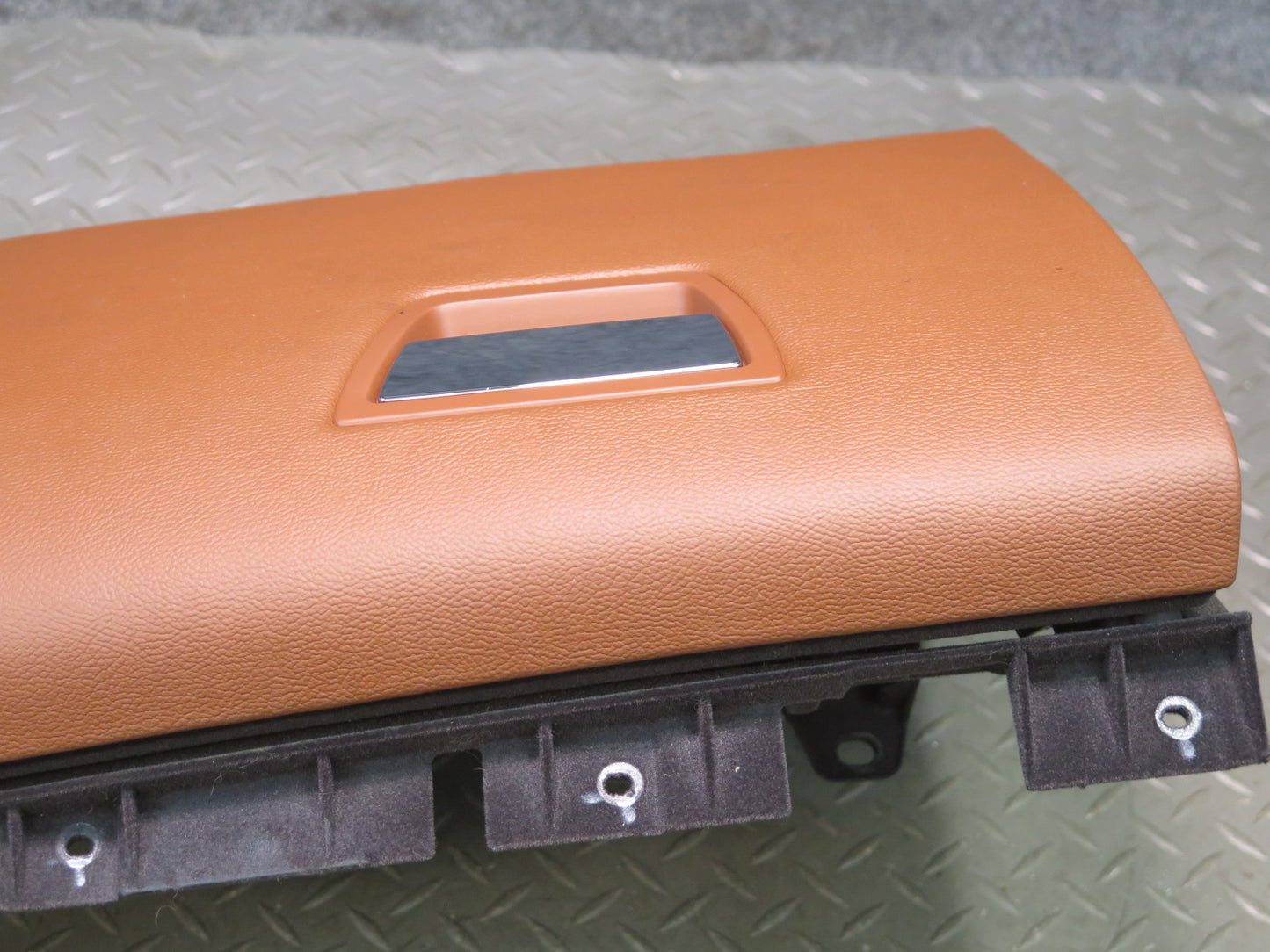 2014-2021 Maserati Quattroporte M156 Dashboard Glove Box Compartment Assembly