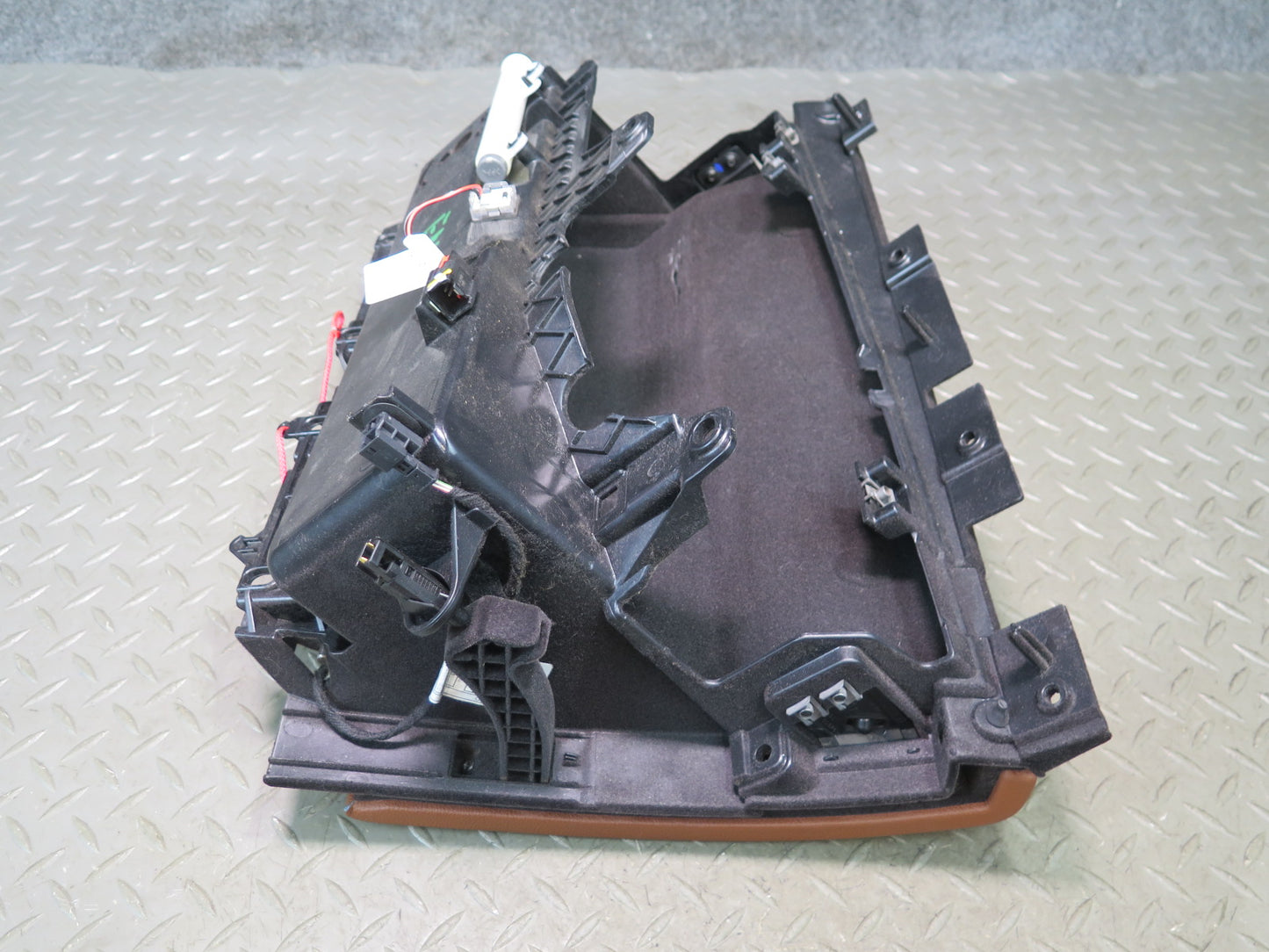 2014-2021 Maserati Quattroporte M156 Dashboard Glove Box Compartment Assembly
