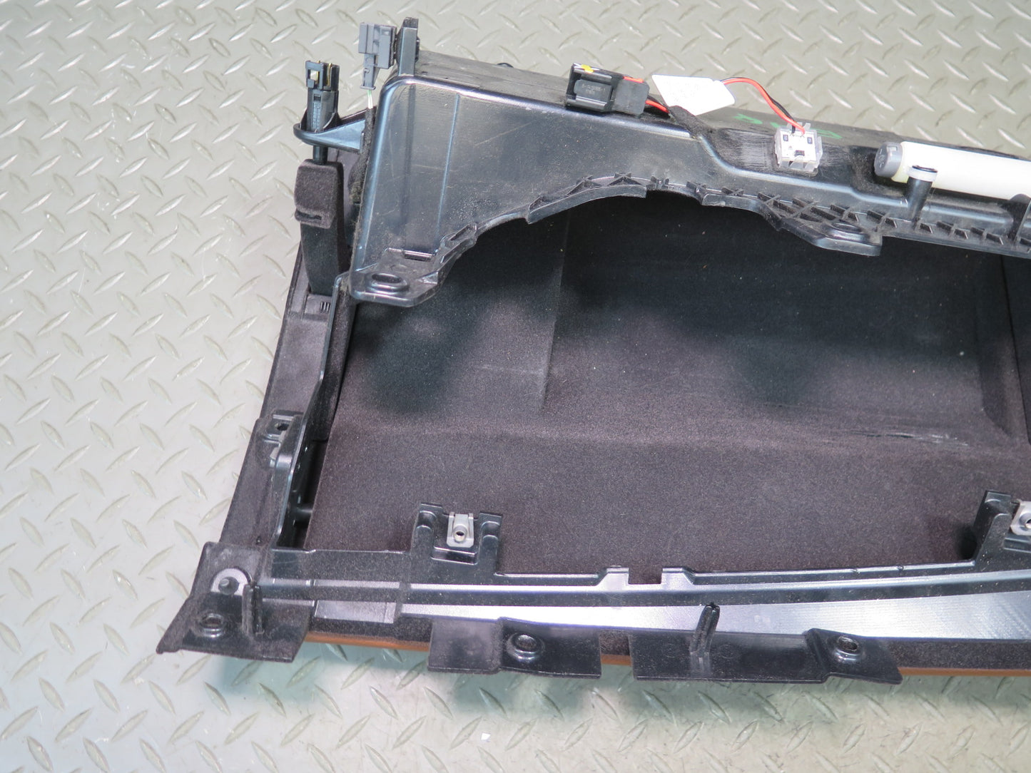 2014-2021 Maserati Quattroporte M156 Dashboard Glove Box Compartment Assembly