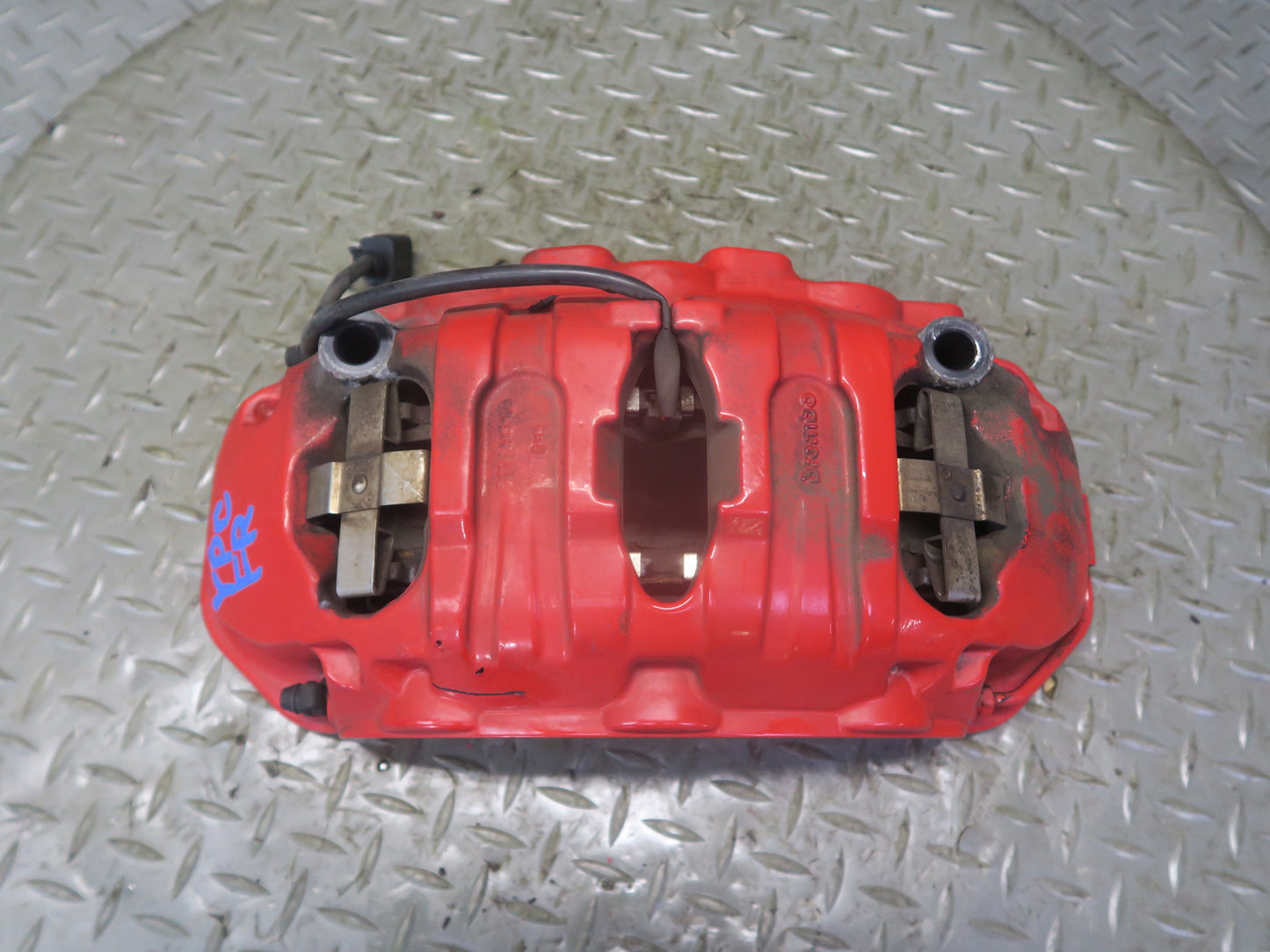 2011-2018 Porsche Cayenne 958 GTS 4.8L AWD Front Brembo Brake Caliper Set of 2
