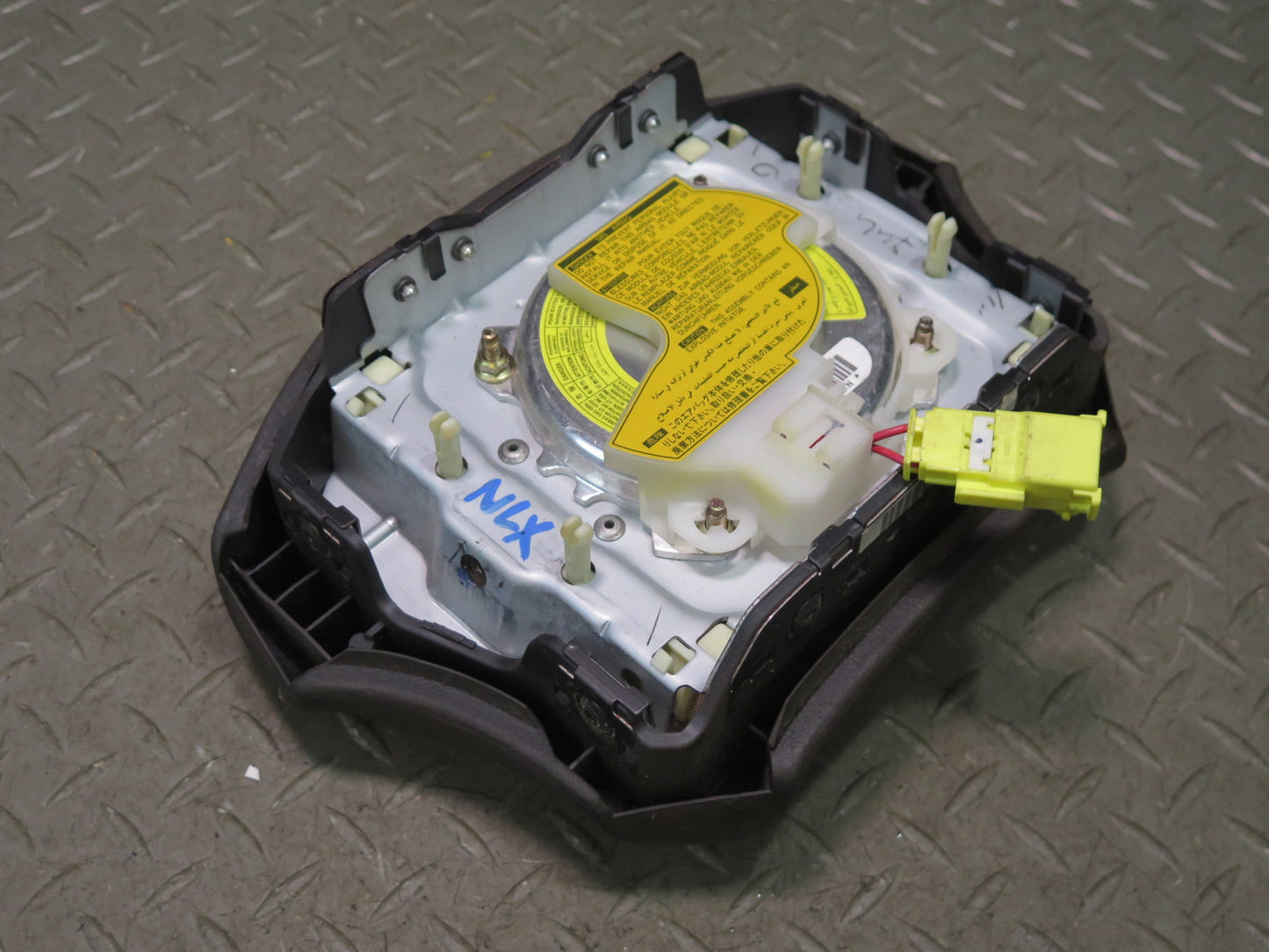 96-97 LEXUS FZJ80L LX450 FRONT LEFT DRIVER SIDE STEERING WHEEL SRS AIRBAG OEM