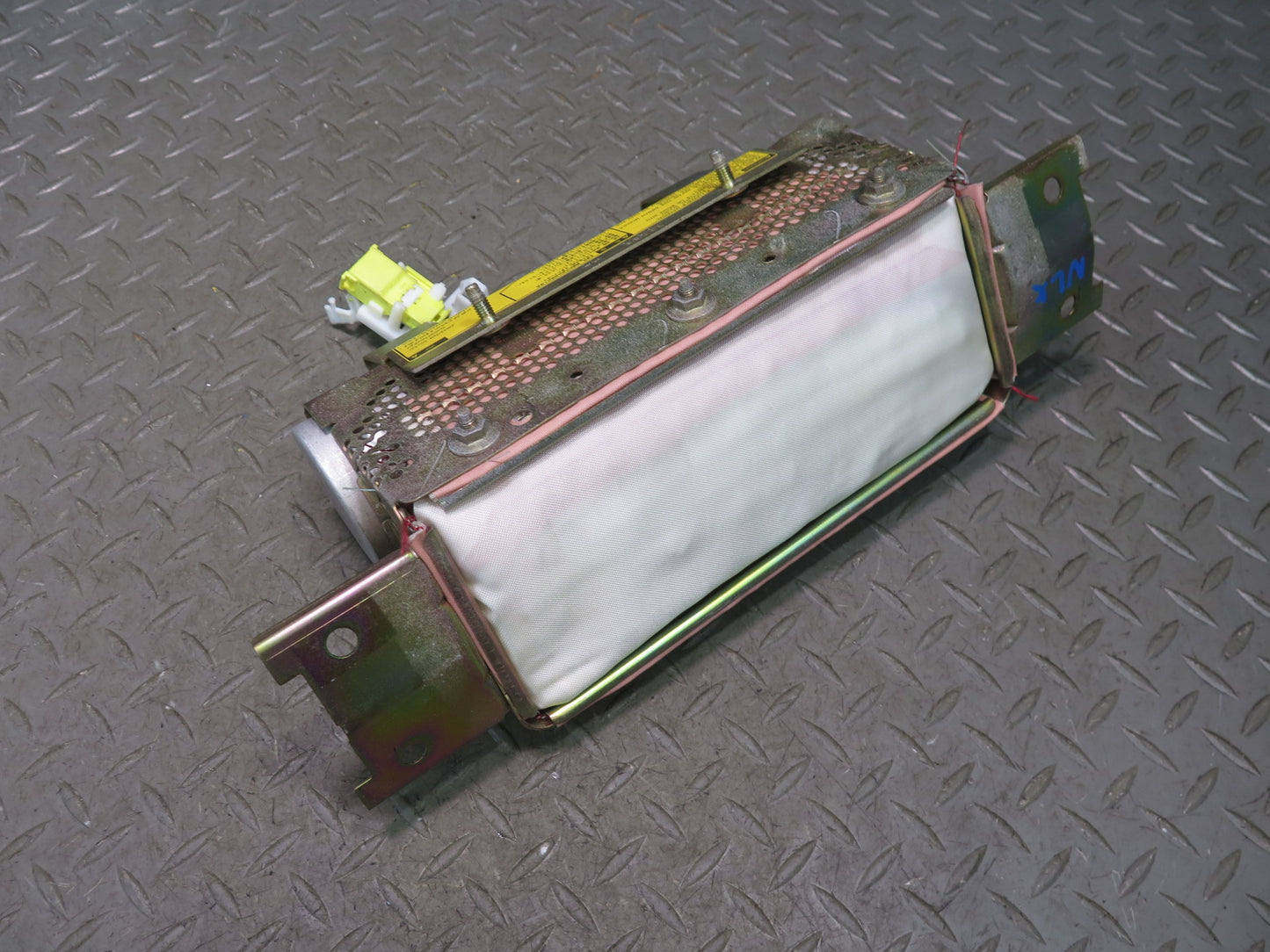 96-97 LEXUS FZJ80L LX450 FRONT RIGHT PASSENGER SIDE DASH SRS AIRBAG OEM