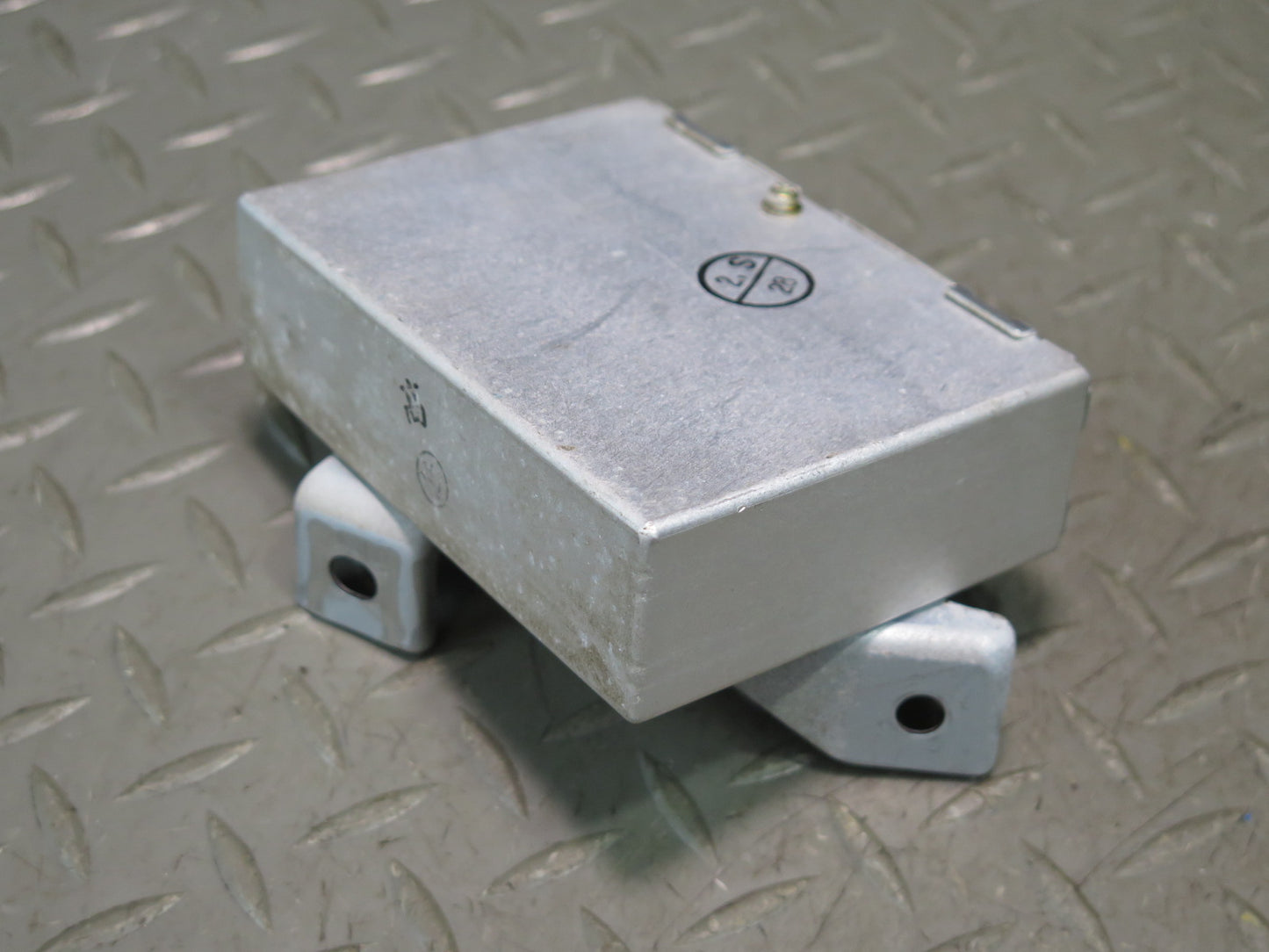 1996-1997 Lexus FZJ80L LX450 Cruise Control  Module 88240-60170