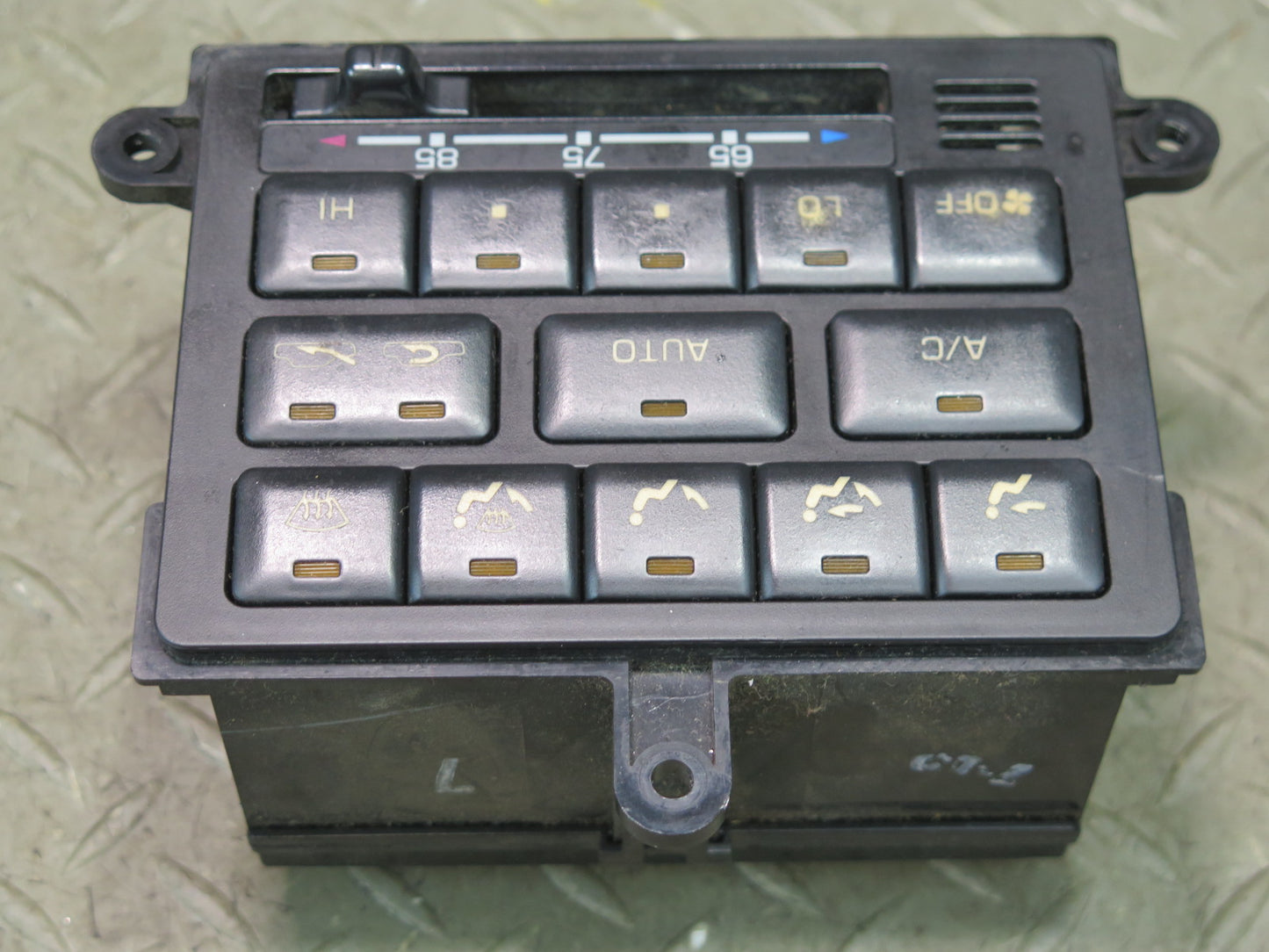 1996-1997 Lexus FZJ80L LX450 A/C Heater Climate Control Switch Panel