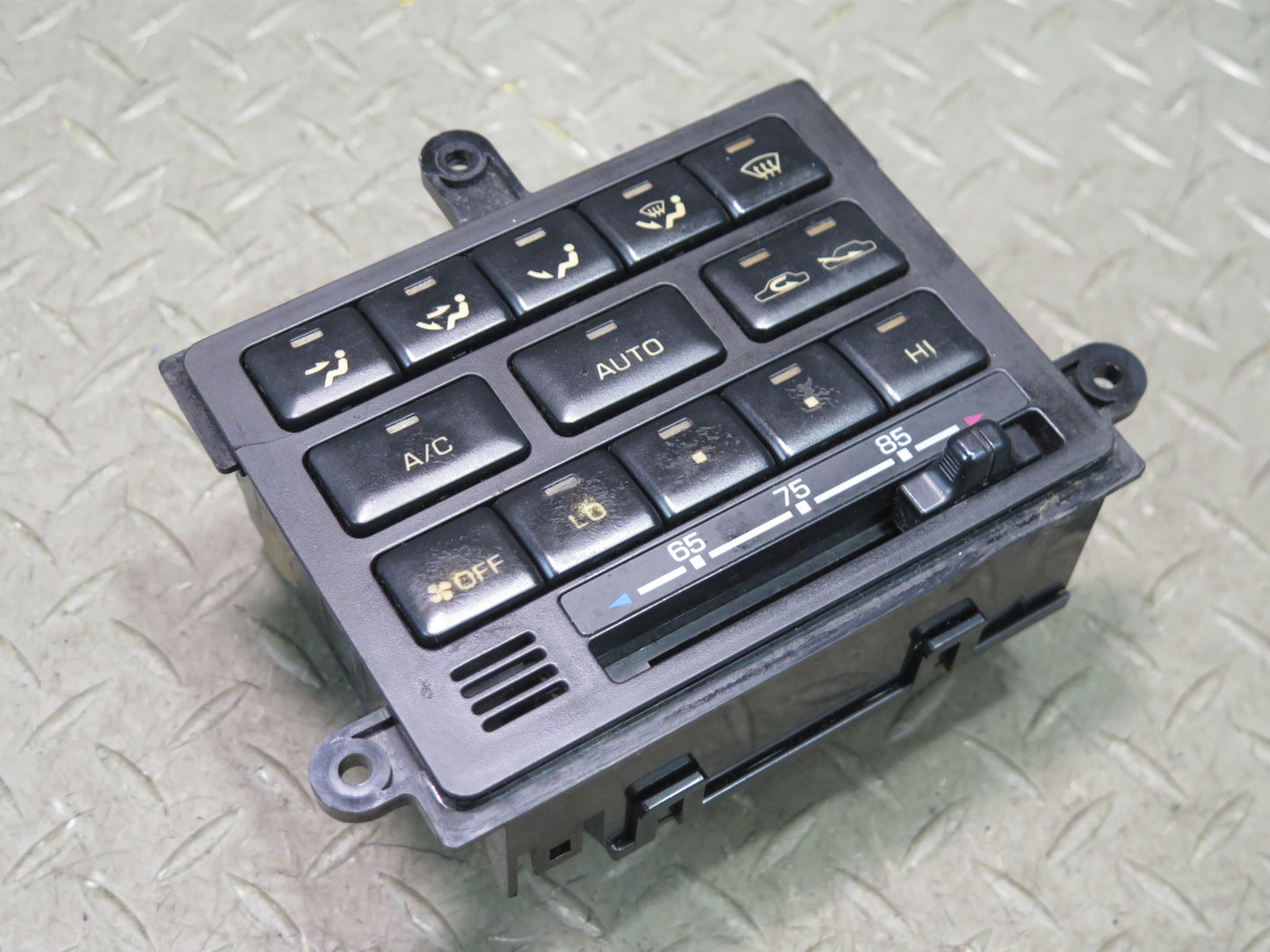 1996-1997 Lexus FZJ80L LX450 A/C Heater Climate Control Switch Panel