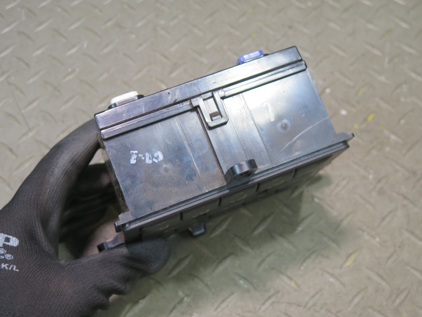 1996-1997 Lexus FZJ80L LX450 A/C Heater Climate Control Switch Panel