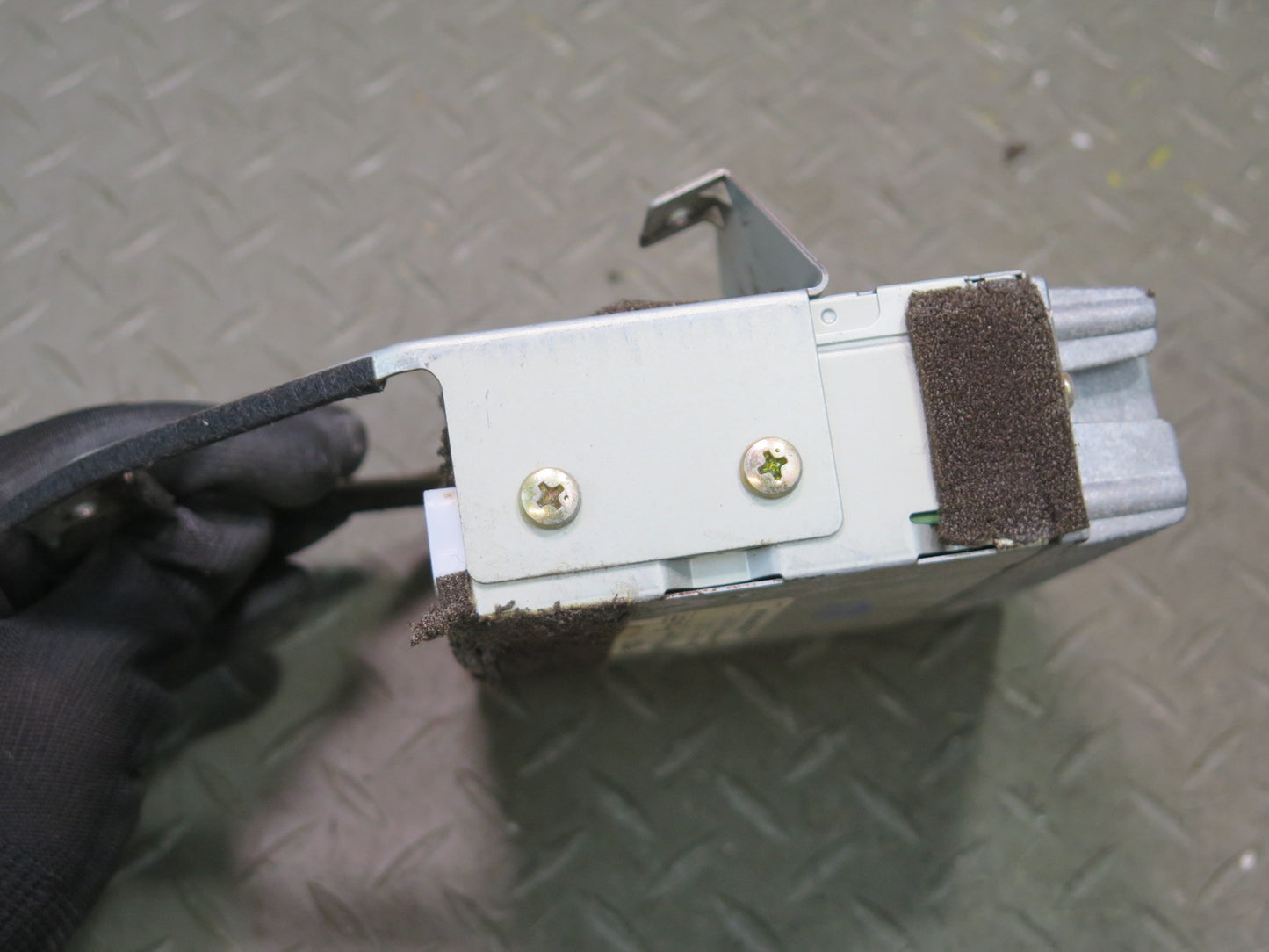 1996-1997 Lexus FZJ80L LX450 Radio Audio Amplifier AMP 86280-60101