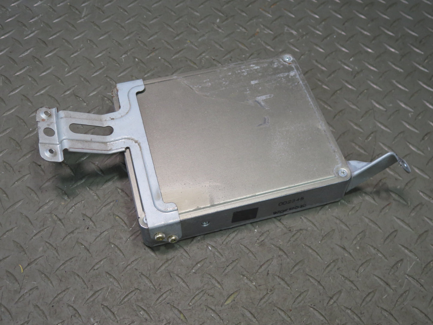 1996-1997 Lexus FZJ80L LX450 4.5L 1FZFE A/T ECU ECM Engine Control Module Unit